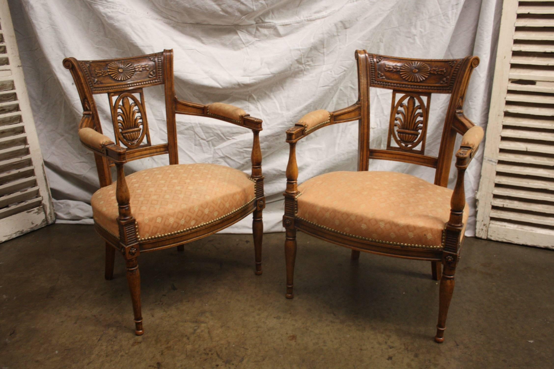 Beautiful Pair of 19th Century French Armchairs For Sale 1