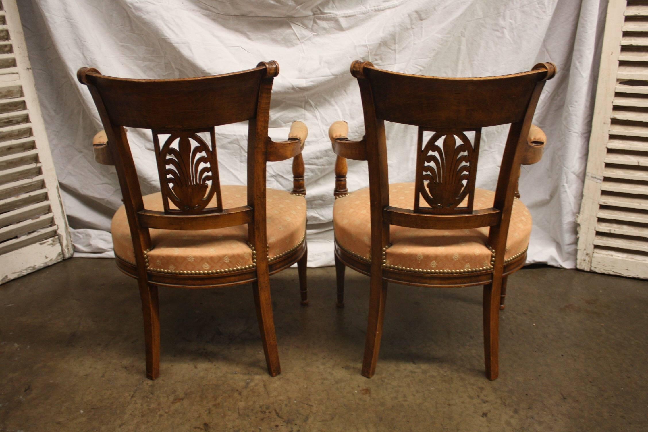 Beautiful Pair of 19th Century French Armchairs For Sale 3