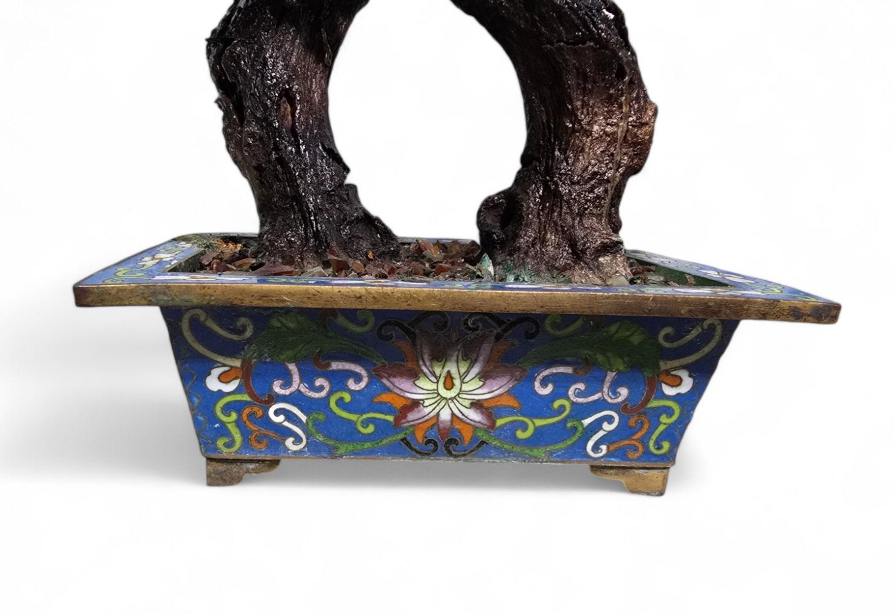 Beautiful Pair of 20th-Century Bonsai Trees in Agate, Crystal, and Nephrite Jade For Sale 10