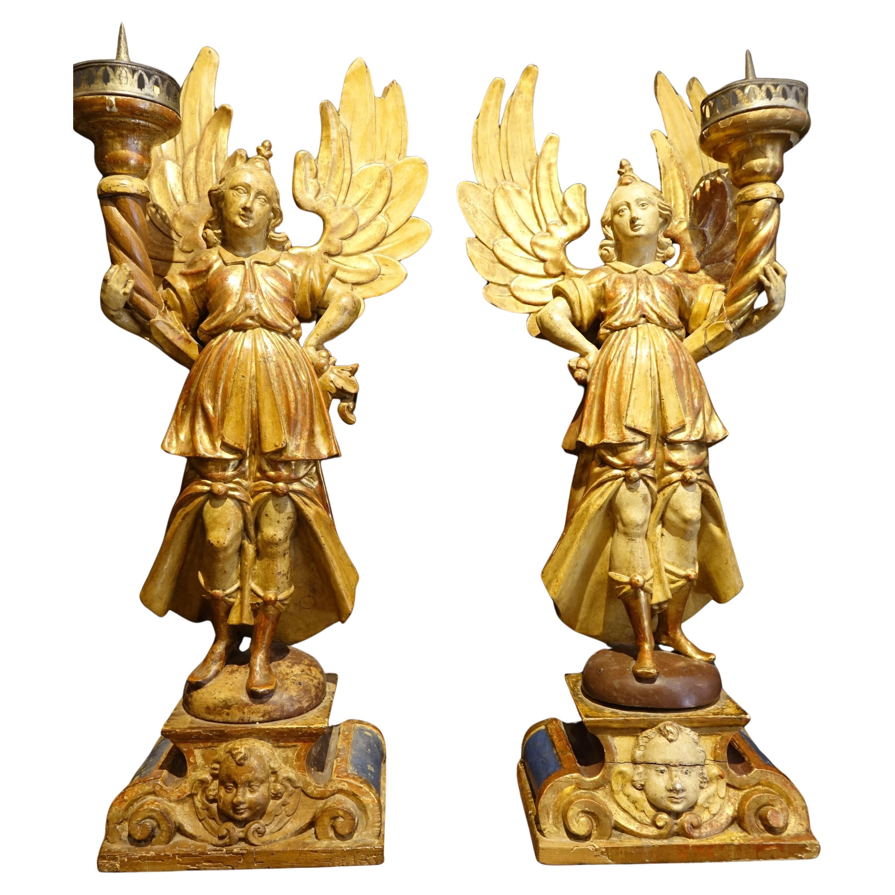 Beautiful Pair of Angels, Provence or Italy, 17th c.