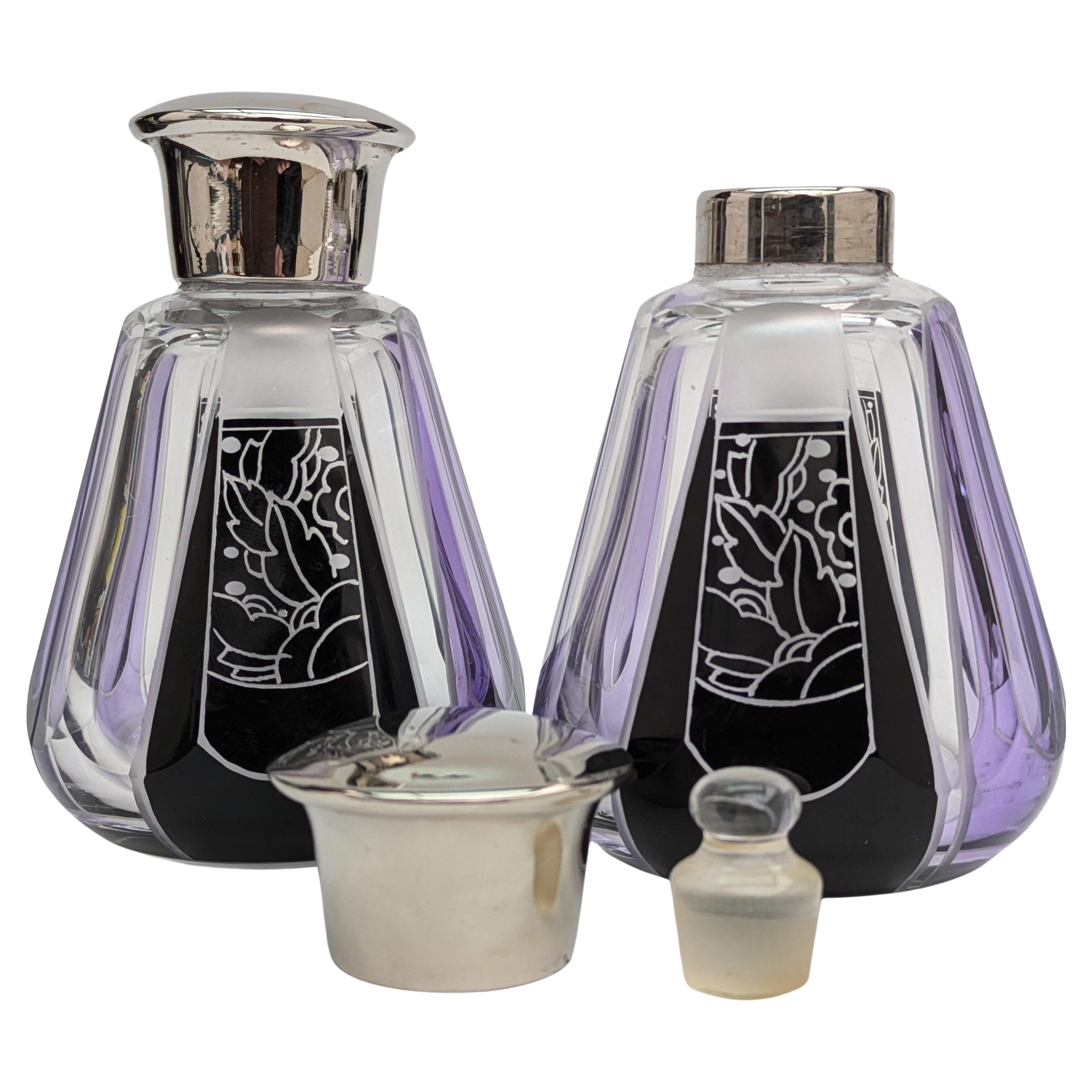 Ceco Bellissima coppia di bottiglie di profumo Art Déco di Karl Palda in vendita