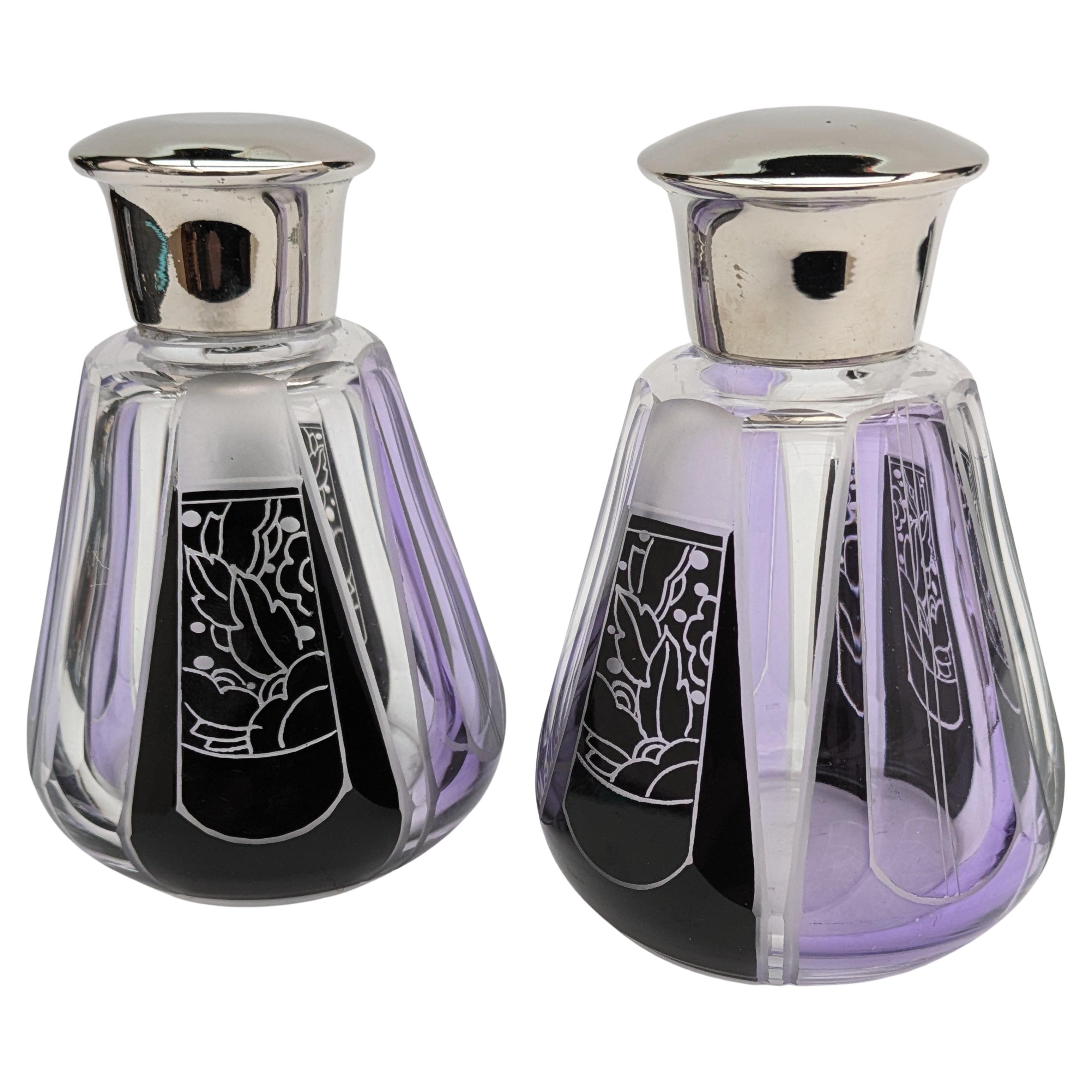 XX secolo Bellissima coppia di bottiglie di profumo Art Déco di Karl Palda in vendita