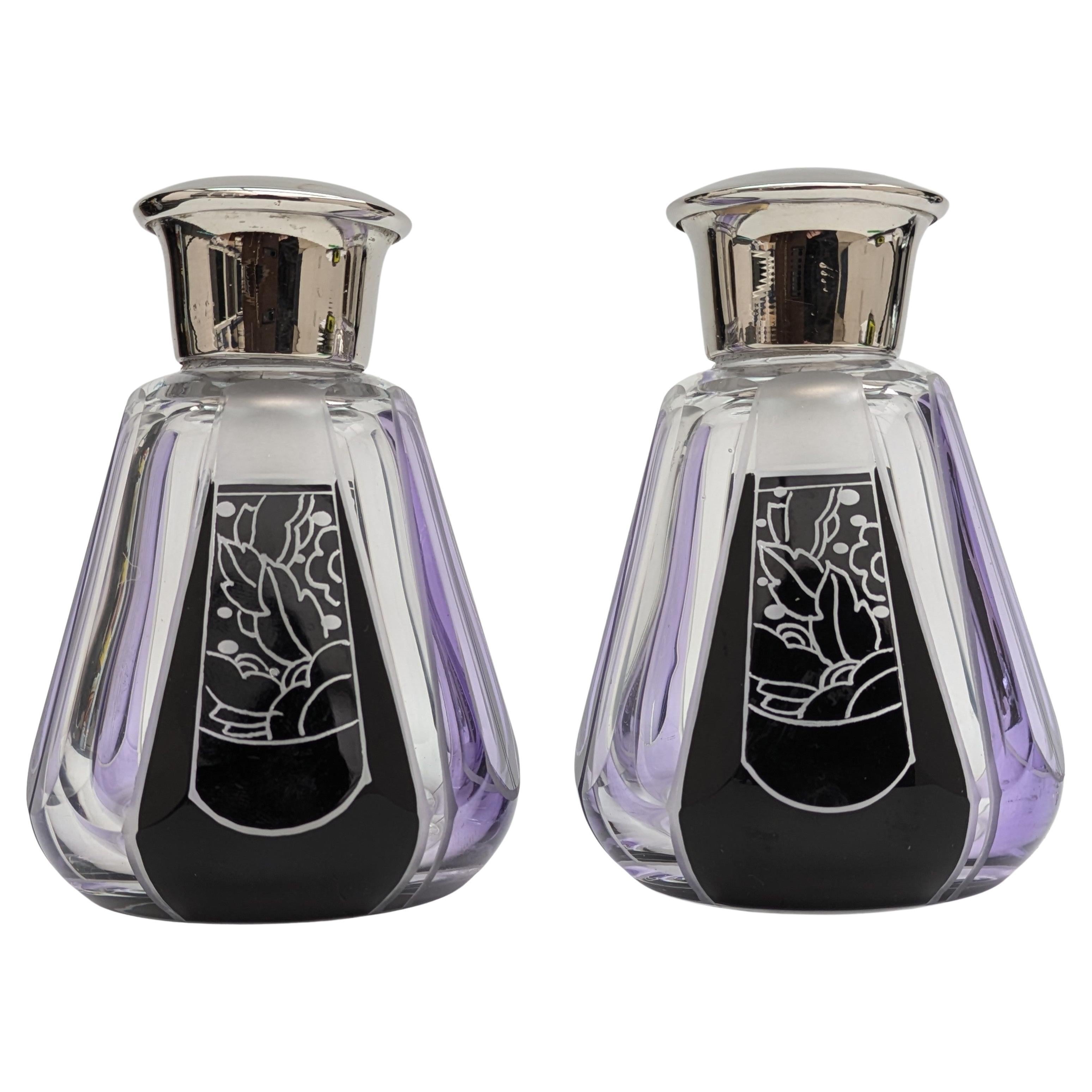Vetro Bellissima coppia di bottiglie di profumo Art Déco di Karl Palda in vendita