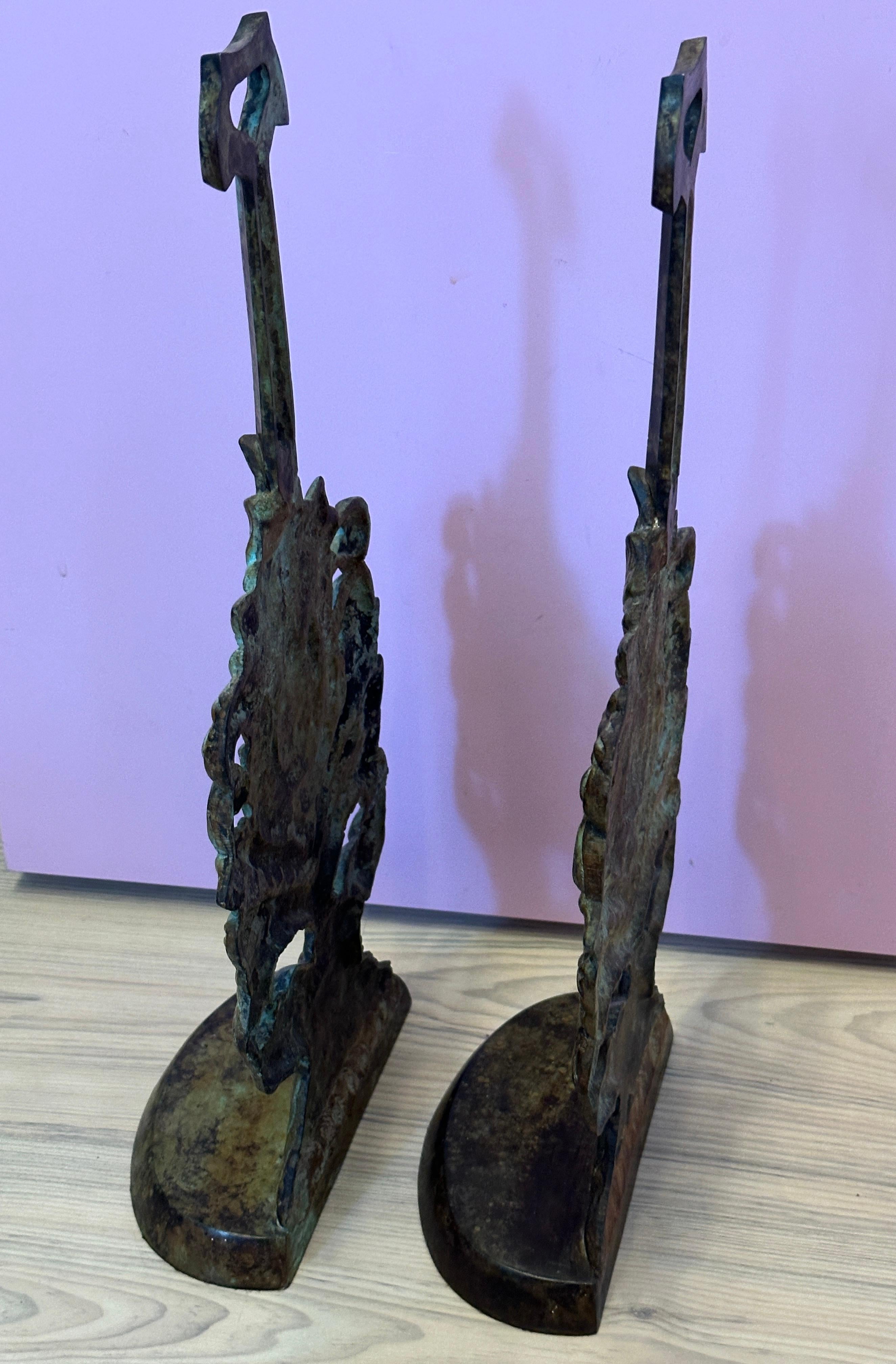 Magnifique paire de butoirs de porte en fonte, objet décoratif, 20ème siècle en vente 4