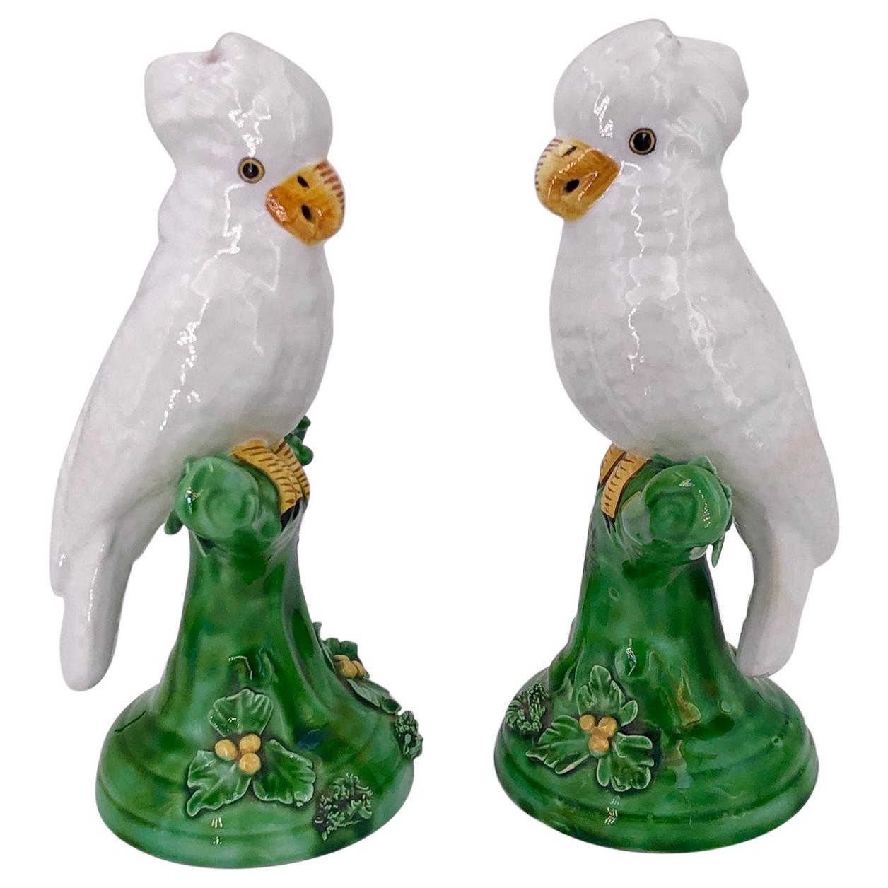 Magnifique paire de perroquets décoratifs en céramique de Meiselman fabriqués en Italie