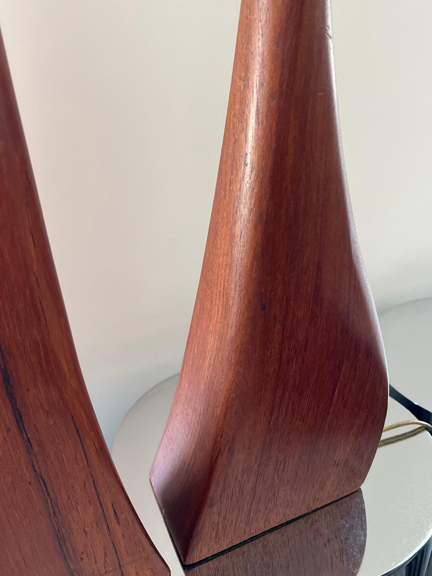Mid-20th Century Beautiful Pair of Danish Modern Biomorphic Teak Lamps by Johannes Aasbjerg For Sale