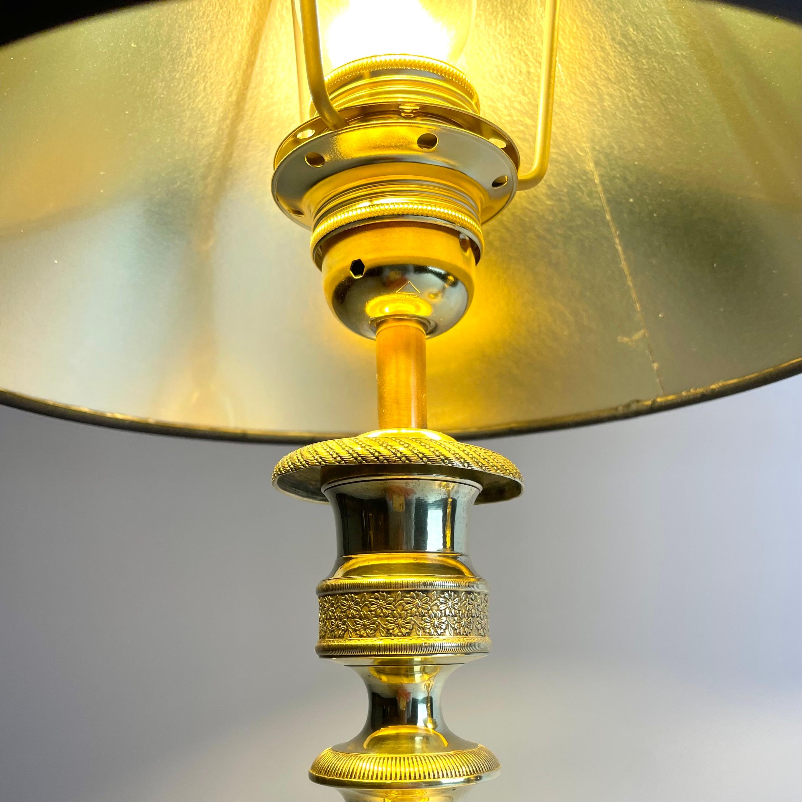 Hermoso par de Lámparas de Mesa Imperio, originalmente candelabros de la década de 1820 en venta 4