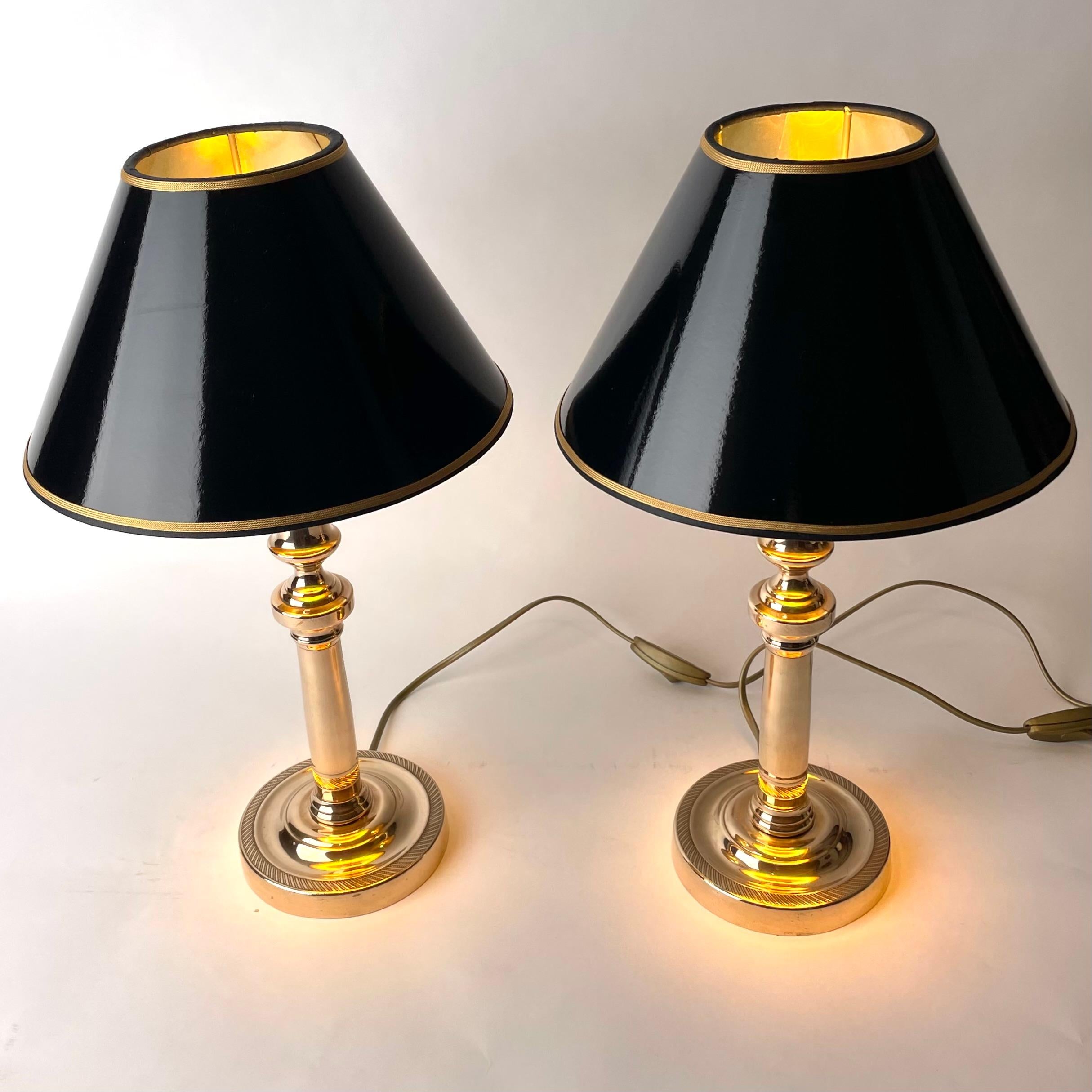 Français Magnifique paire de lampes de table Empire, chandeliers d'origine des années 1820 en vente