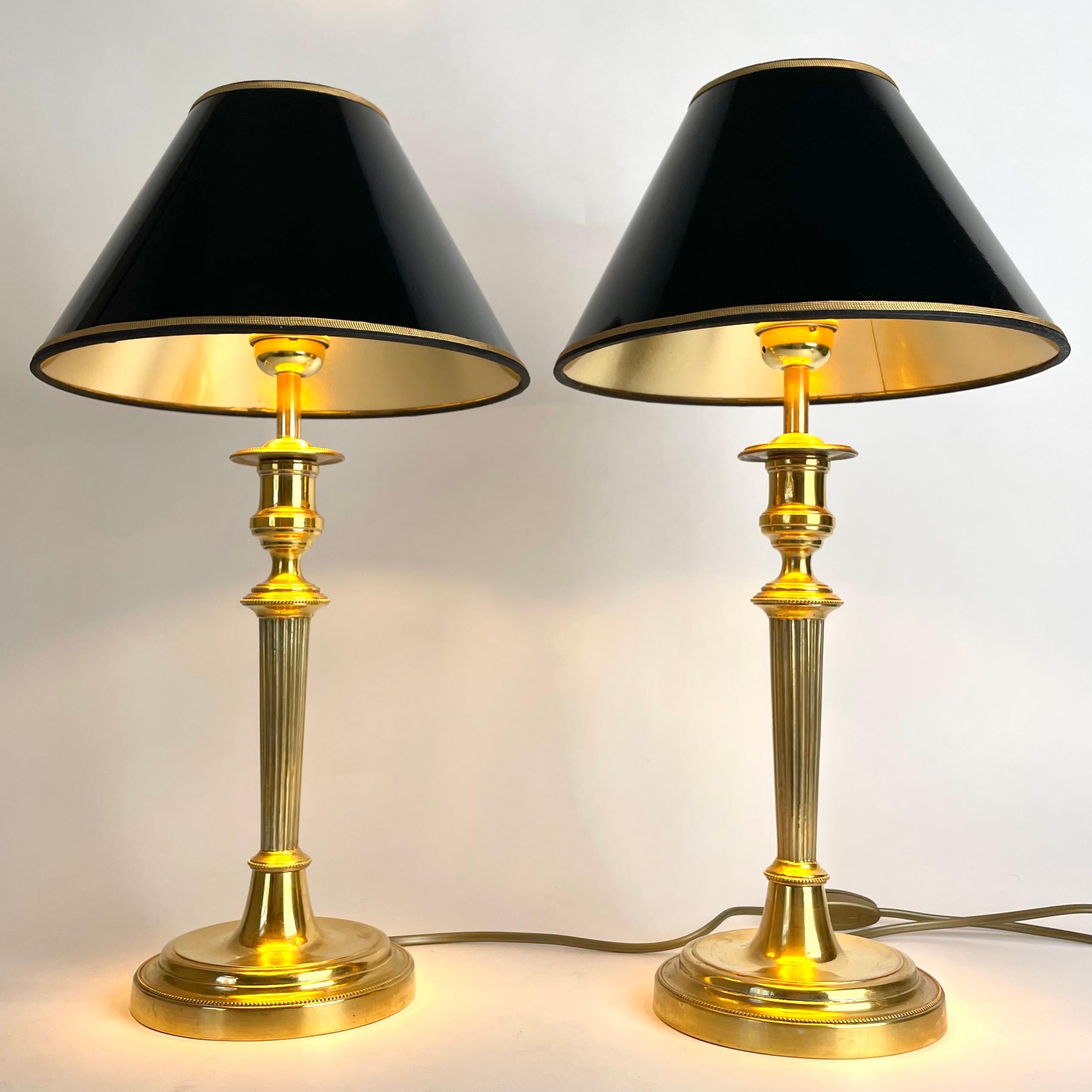 Schönes Paar Empire-Tischlampen, ursprünglich Kerzenleuchter aus den 1820er Jahren (Französisch) im Angebot