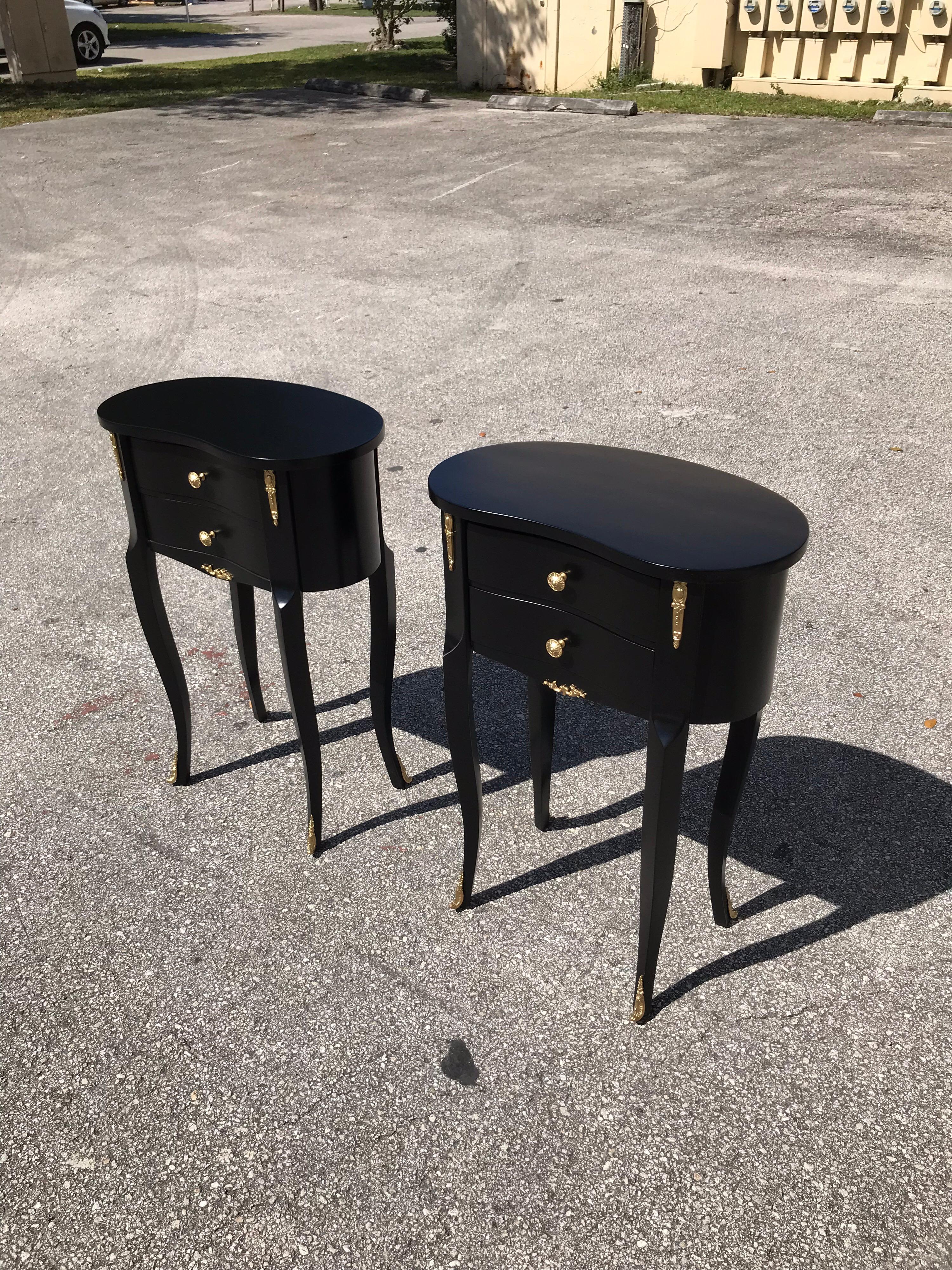 Beautiful Pair of French Louis XV Side Table or Accent Table, 1920s 3