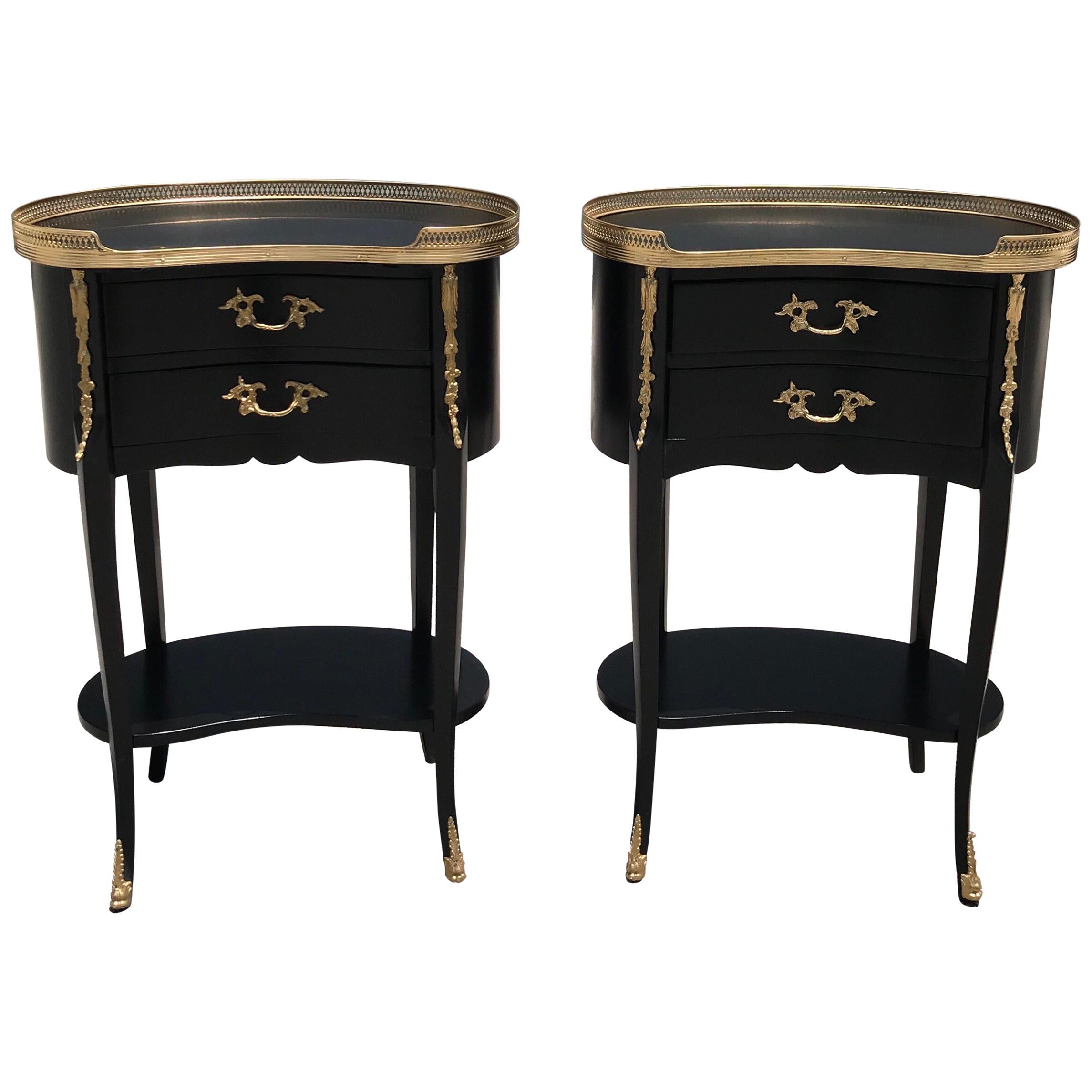  Pair of French Louis XV Side Tables or Accent Table, 1920s For Sale
