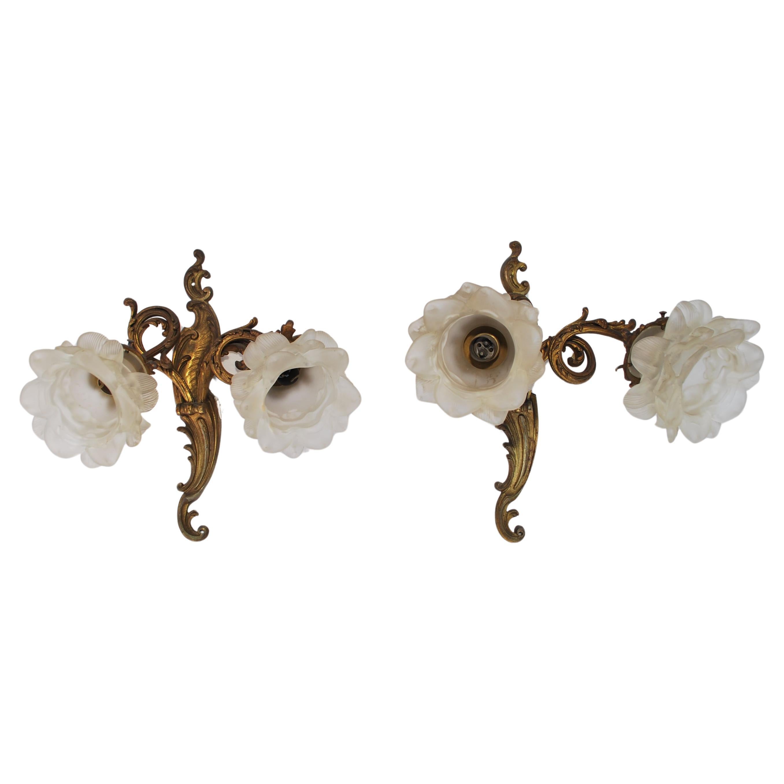 Beautiful pair of French turn of the century bronze sconces Louis XV style