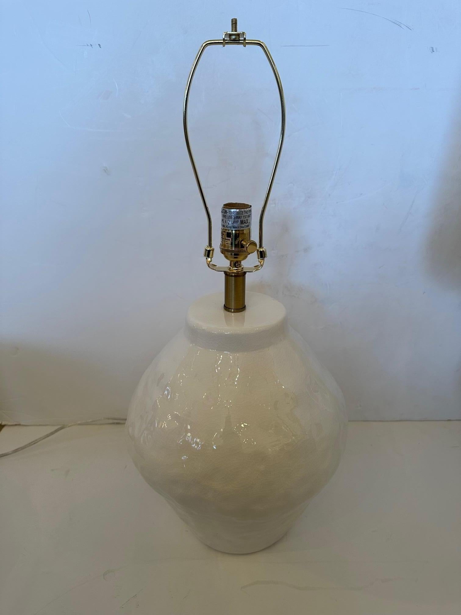 Beautiful Pair of Glazed Ceramic Cream Contemporary & Chunky Table Lamps In Good Condition For Sale In Hopewell, NJ
