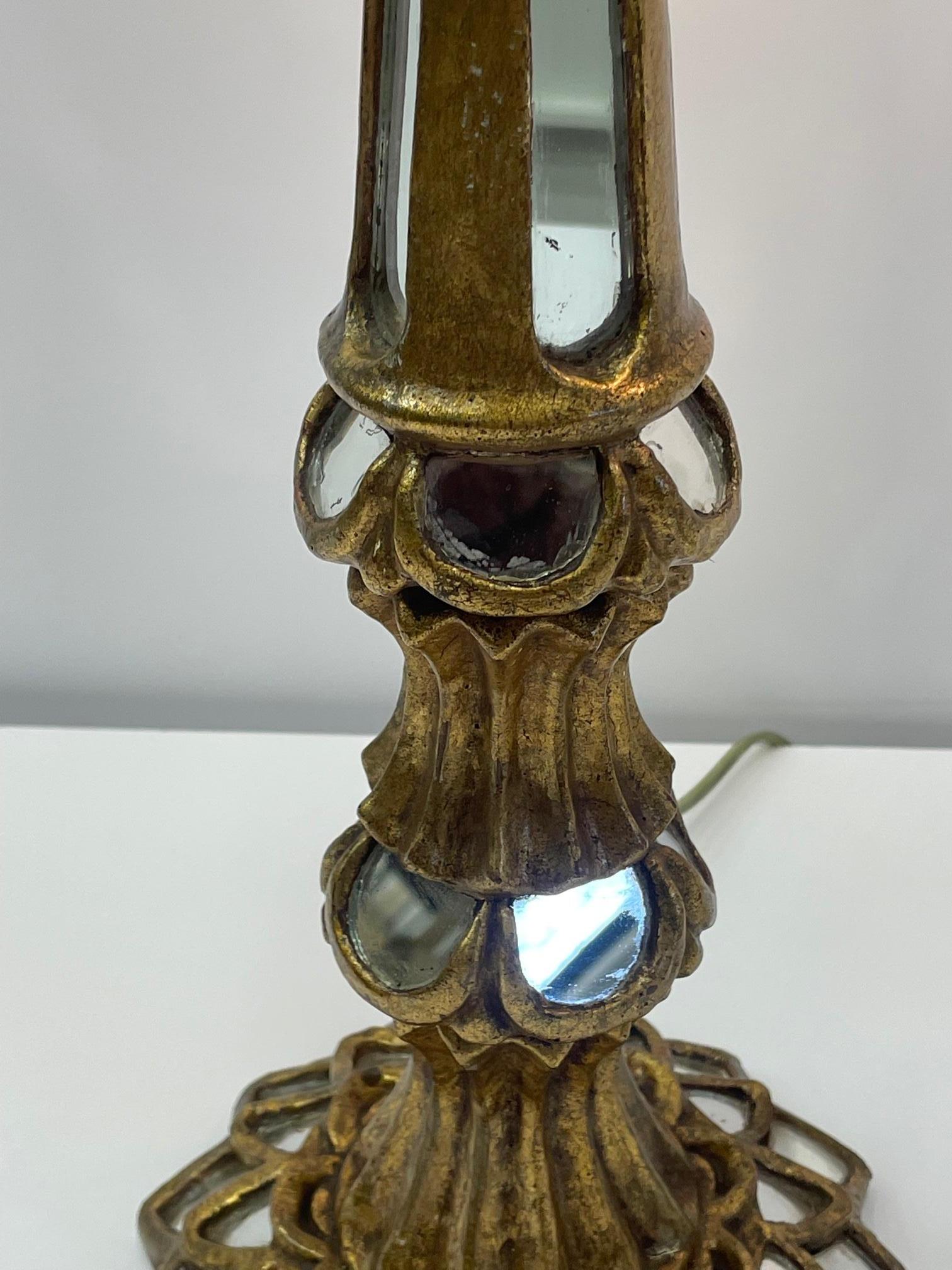 Beautiful Pair of Glistening Italian Giltwood Table Lamps with Inset Mirrors For Sale 4