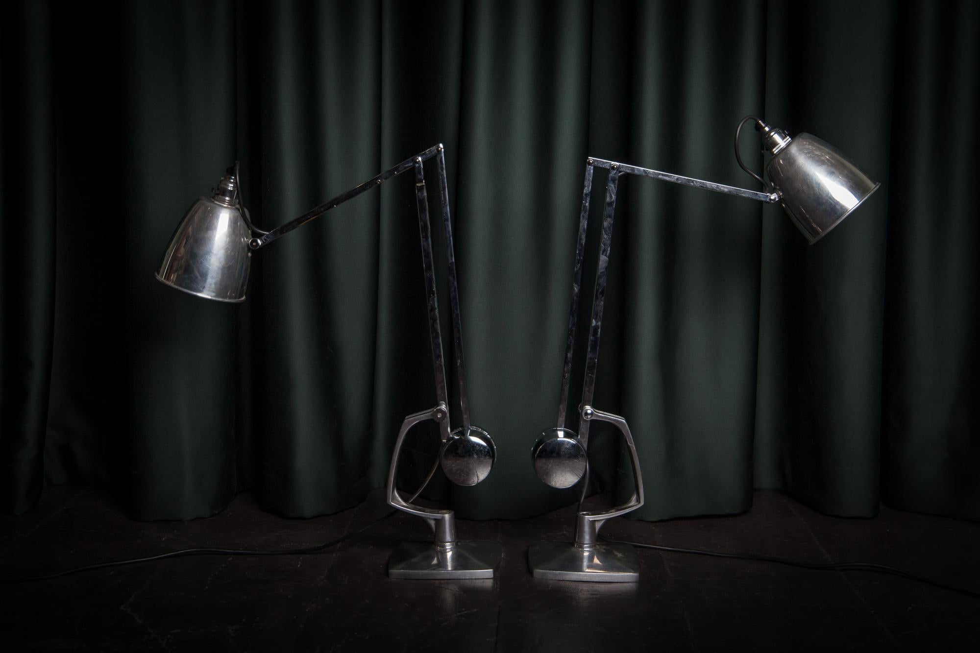 Art Deco Beautiful Pair of Hadrill & Hortsman Counterbalance Table Lamps, circa 1930s 