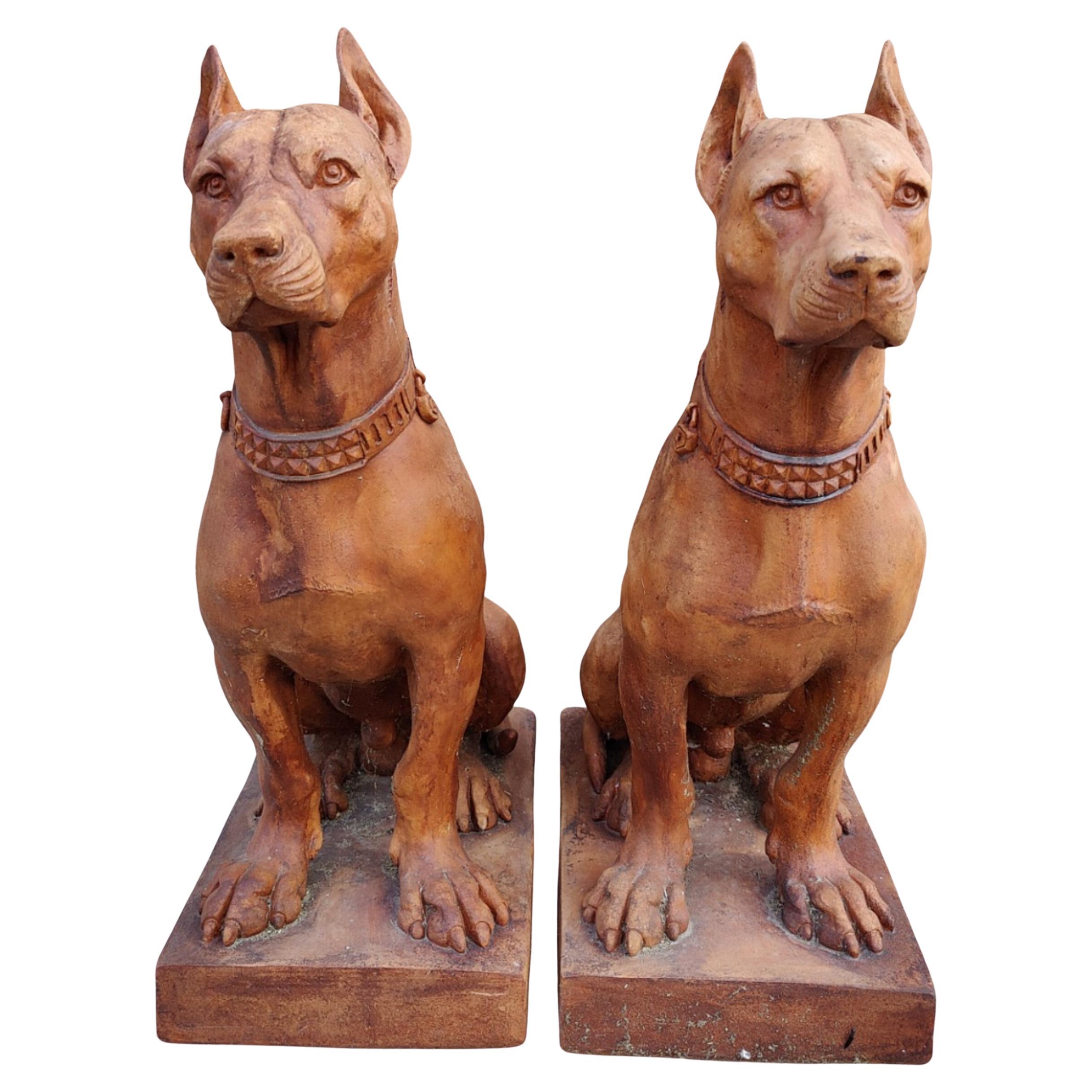 Moderno Bellissima coppia di  Cani in terracotta dell'Impruneta - H 70 cm inizio XX secolo in vendita