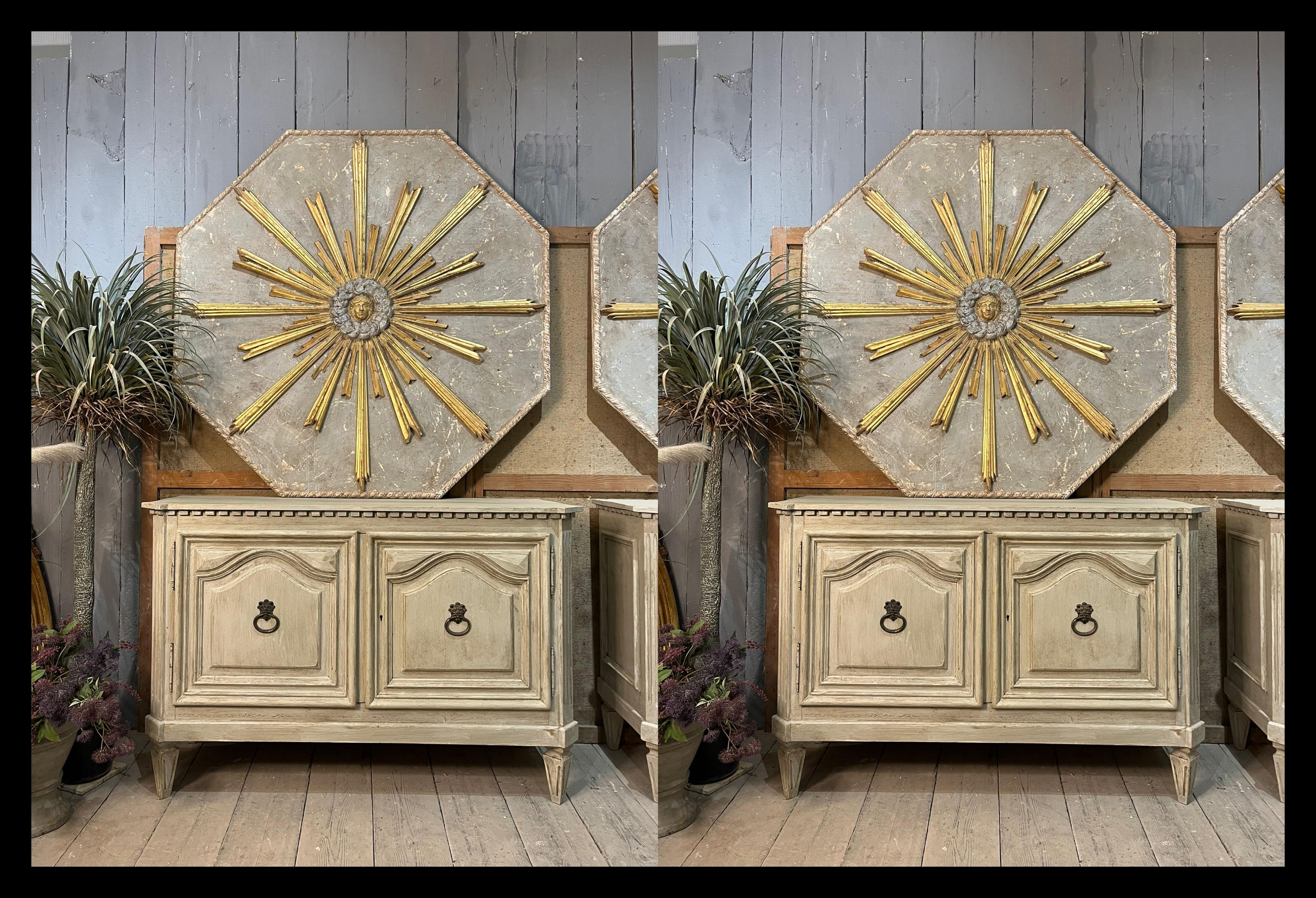 Beautiful Pair of Italian Chests of Drawers early 20th Century
Pine wood
perfectly preserved
Measurements with the upper floor:
144cm x 51cm x 2.5cm h: 97cm

The wood panels have 125cm diameter 
