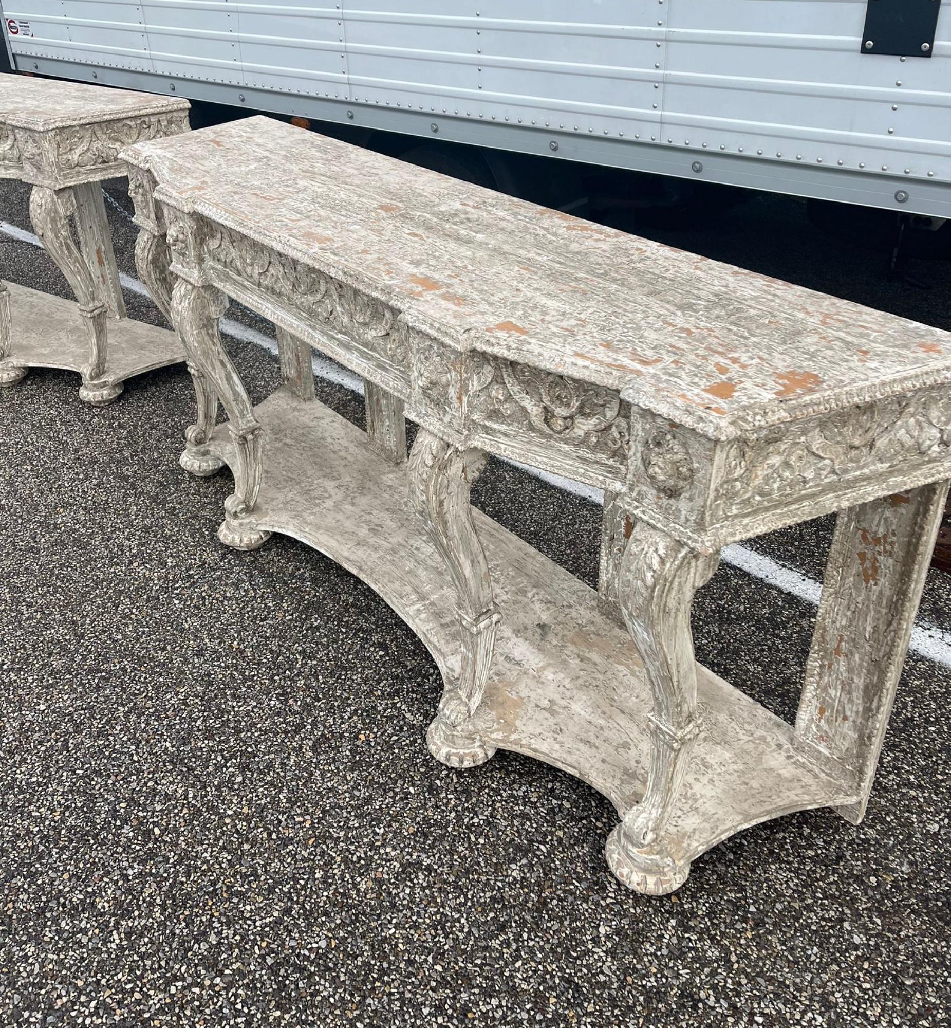 Beautiful Pair of Italian Console early 20th Century Pine wood For Sale 5