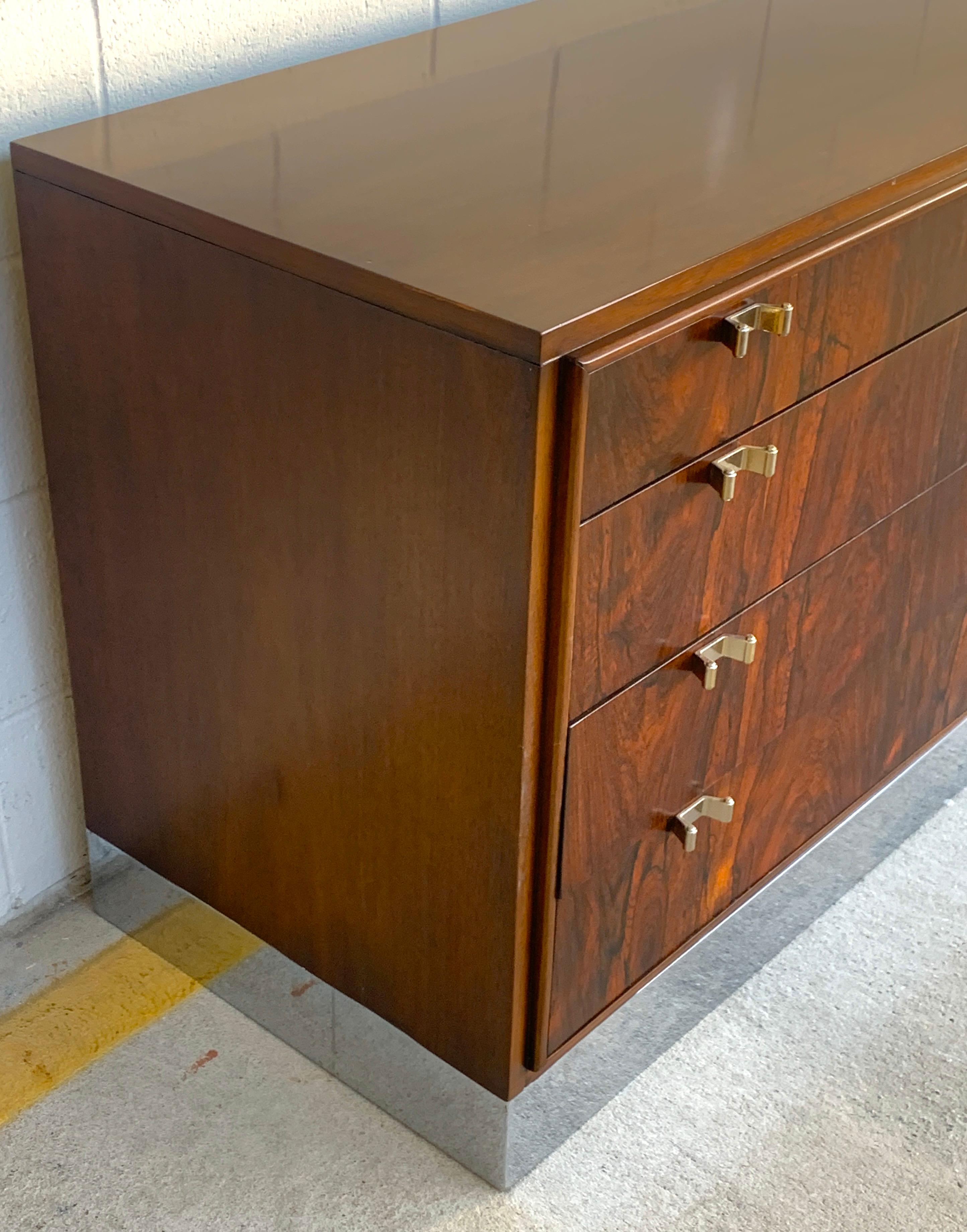 Mid-Century Modern Beautiful Pair of John Stuart Rosewood and Chrome Chests, Restored For Sale