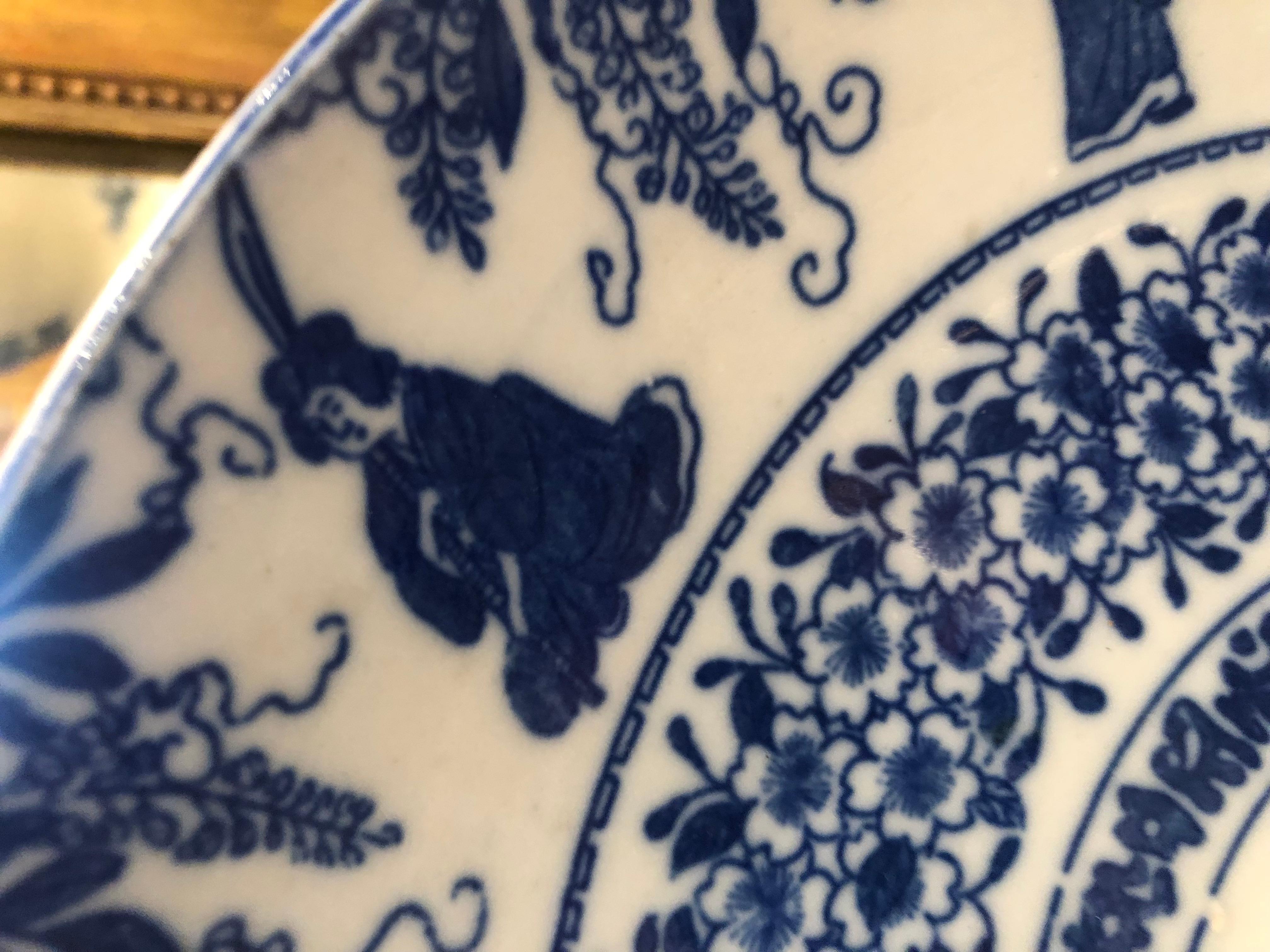 Beautiful Pair of Large Japanese Porcelain Blue & White Charger Plates For Sale 7