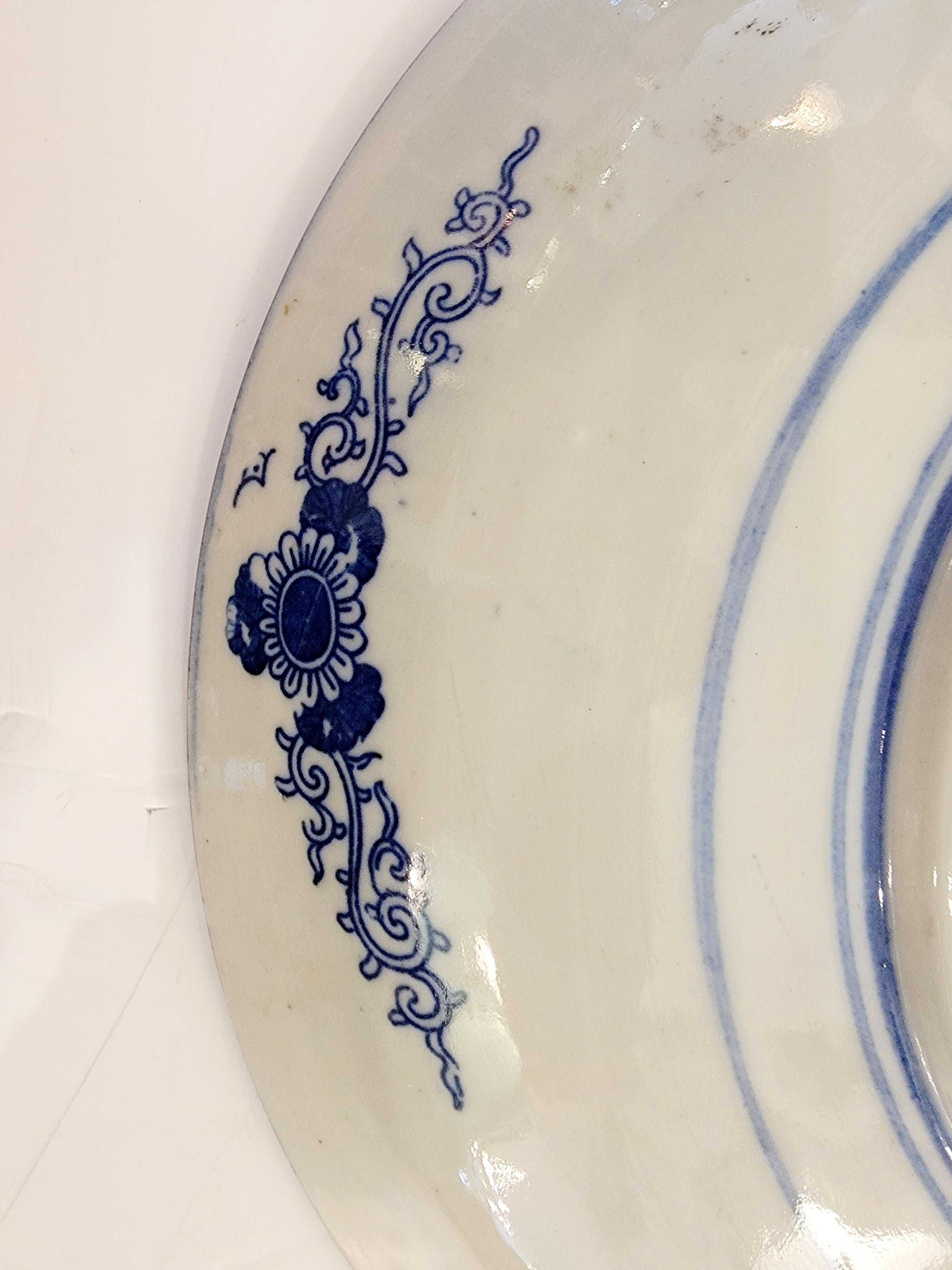 Beautiful Pair of Large Japanese Porcelain Blue & White Charger Plates For Sale 1