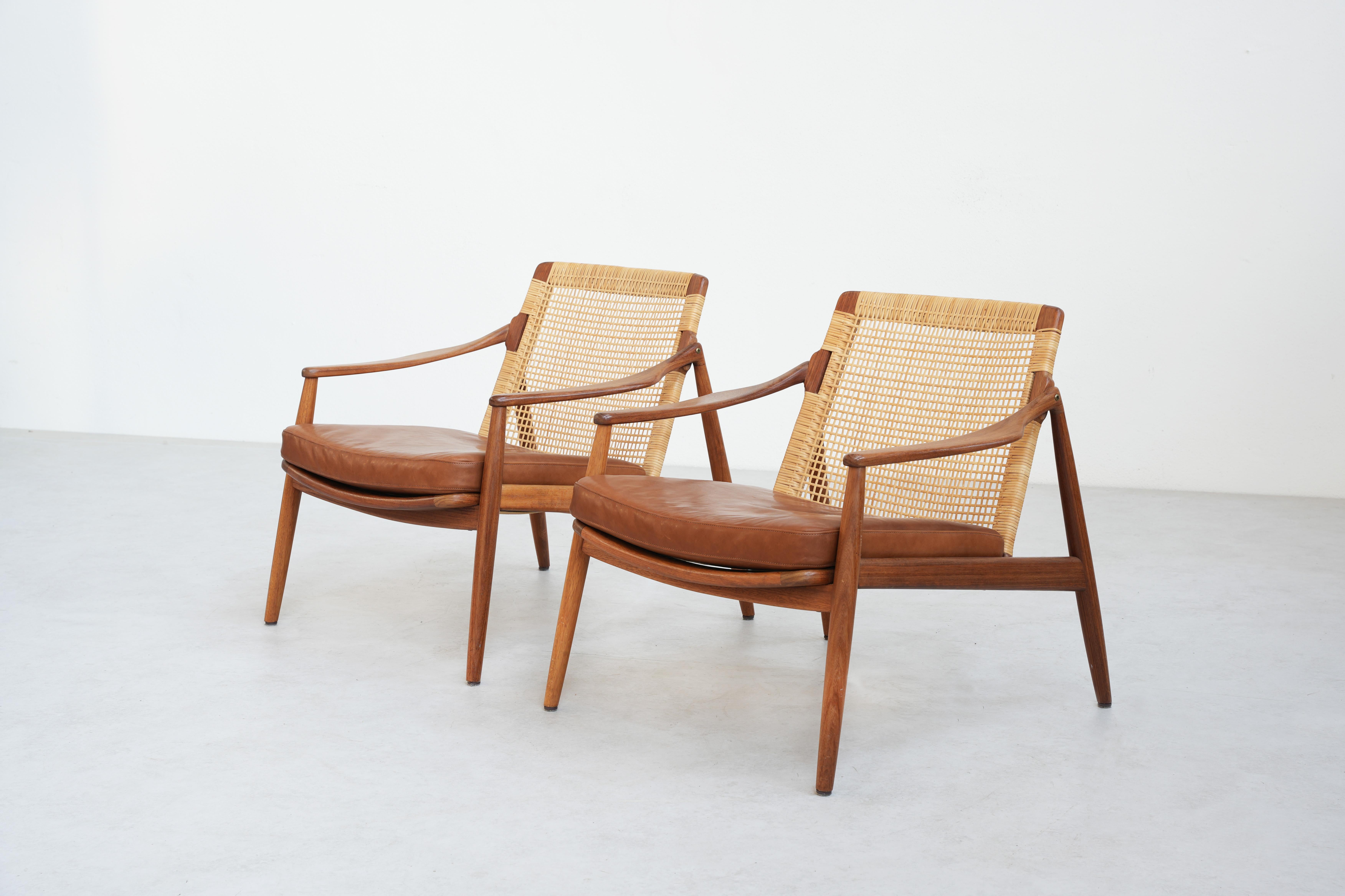 Beautiful Pair of Lounge Easy Chairs by Hartmut Lohmeyer for Wilkhahn 1950s en venta 1