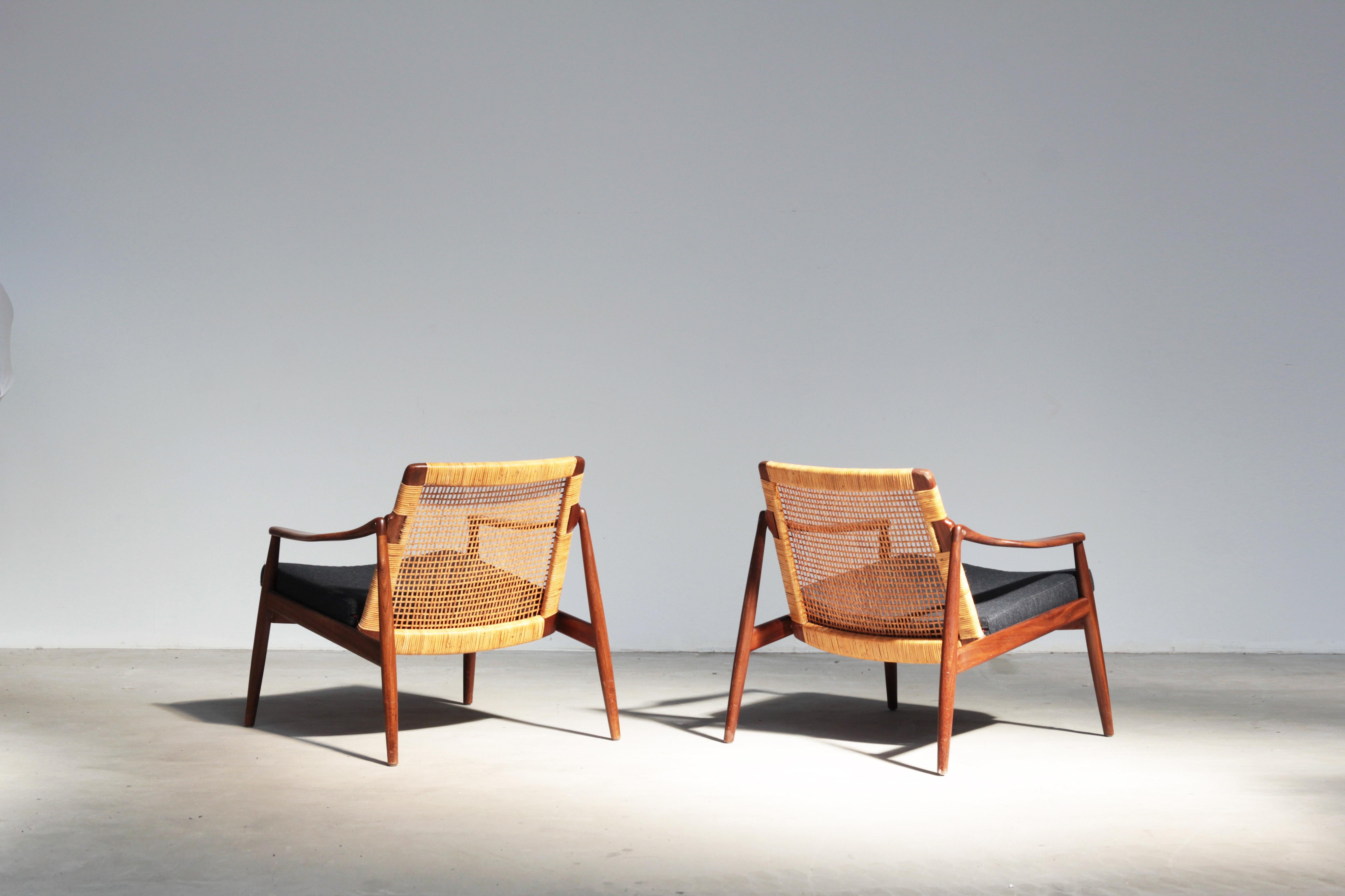 Beautiful Pair of Lounge Easy Chairs by Hartmut Lohmeyer for Wilkhahn In Excellent Condition In Berlin, DE