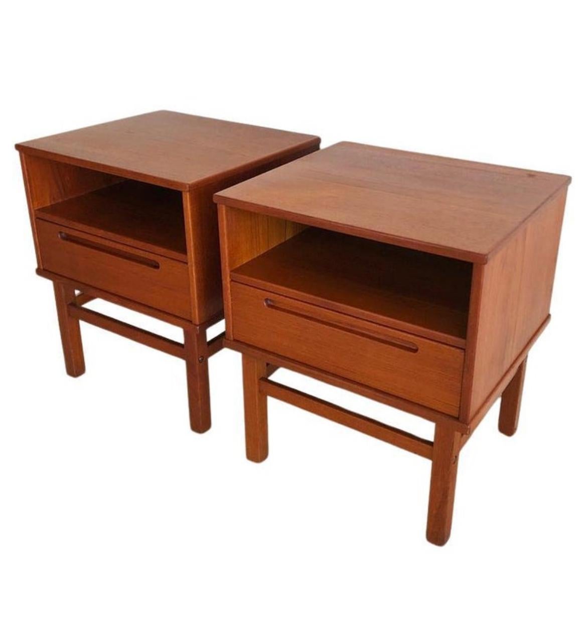 Danish Beautiful pair of mid century danish modern teak nightstands by Nils Jonsson