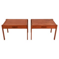Bellissima coppia di comodini a un cassetto in teak della metà del secolo danese moderno