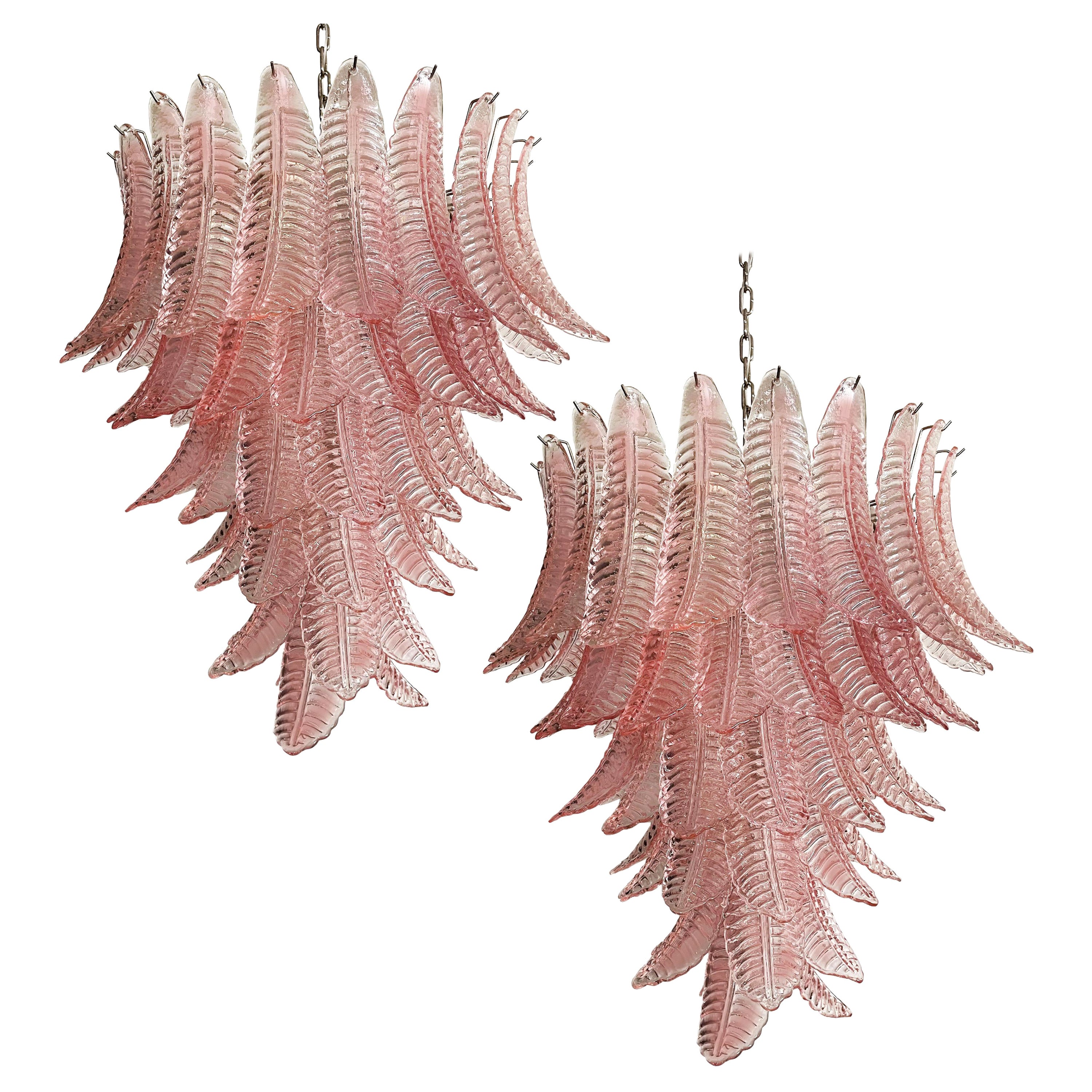 Bellissima coppia di lampadari a foglie di Murano in vendita