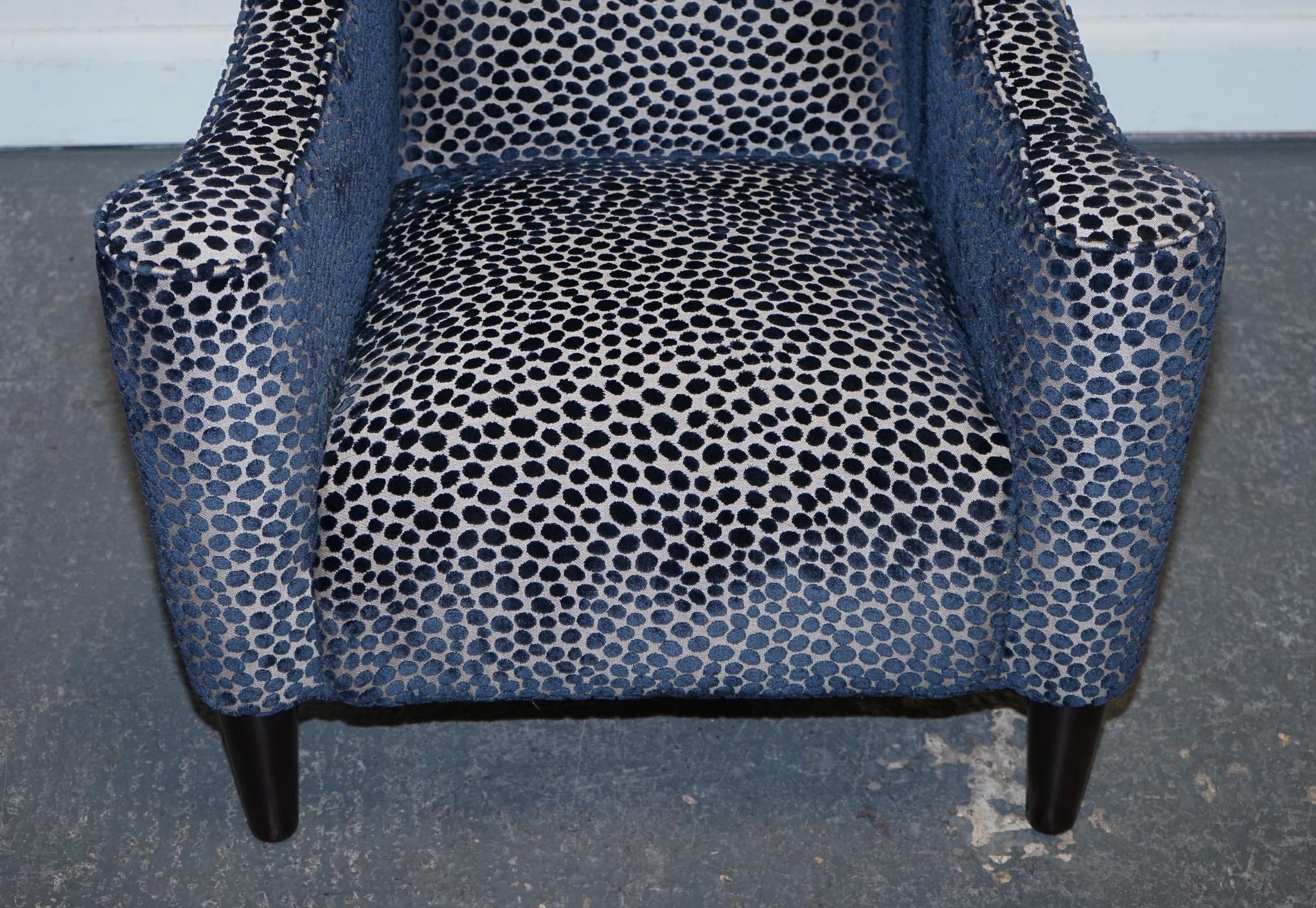 Belle paire d'armoiries à bâtons en imprimé léopard bleu marine en vente 3