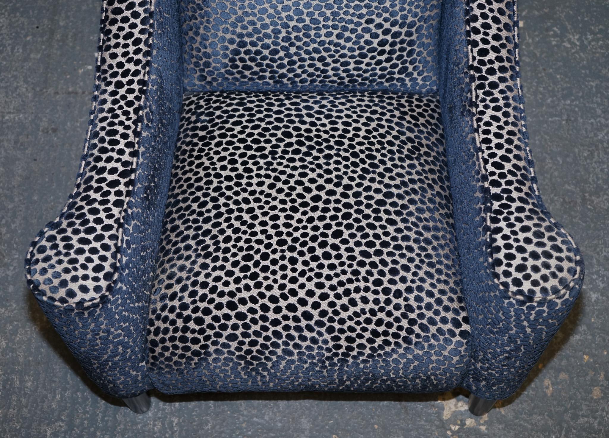 Belle paire d'armoiries à bâtons en imprimé léopard bleu marine en vente 5
