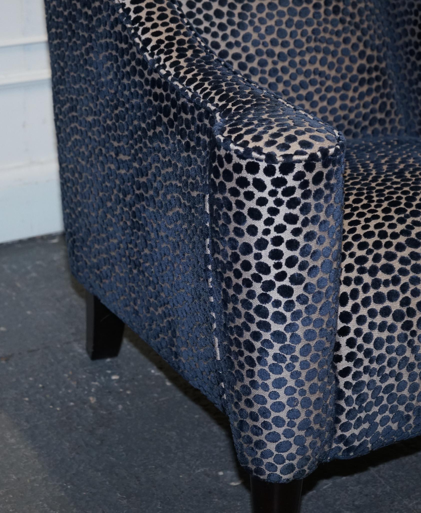 Tissu Belle paire d'armoiries à bâtons en imprimé léopard bleu marine en vente