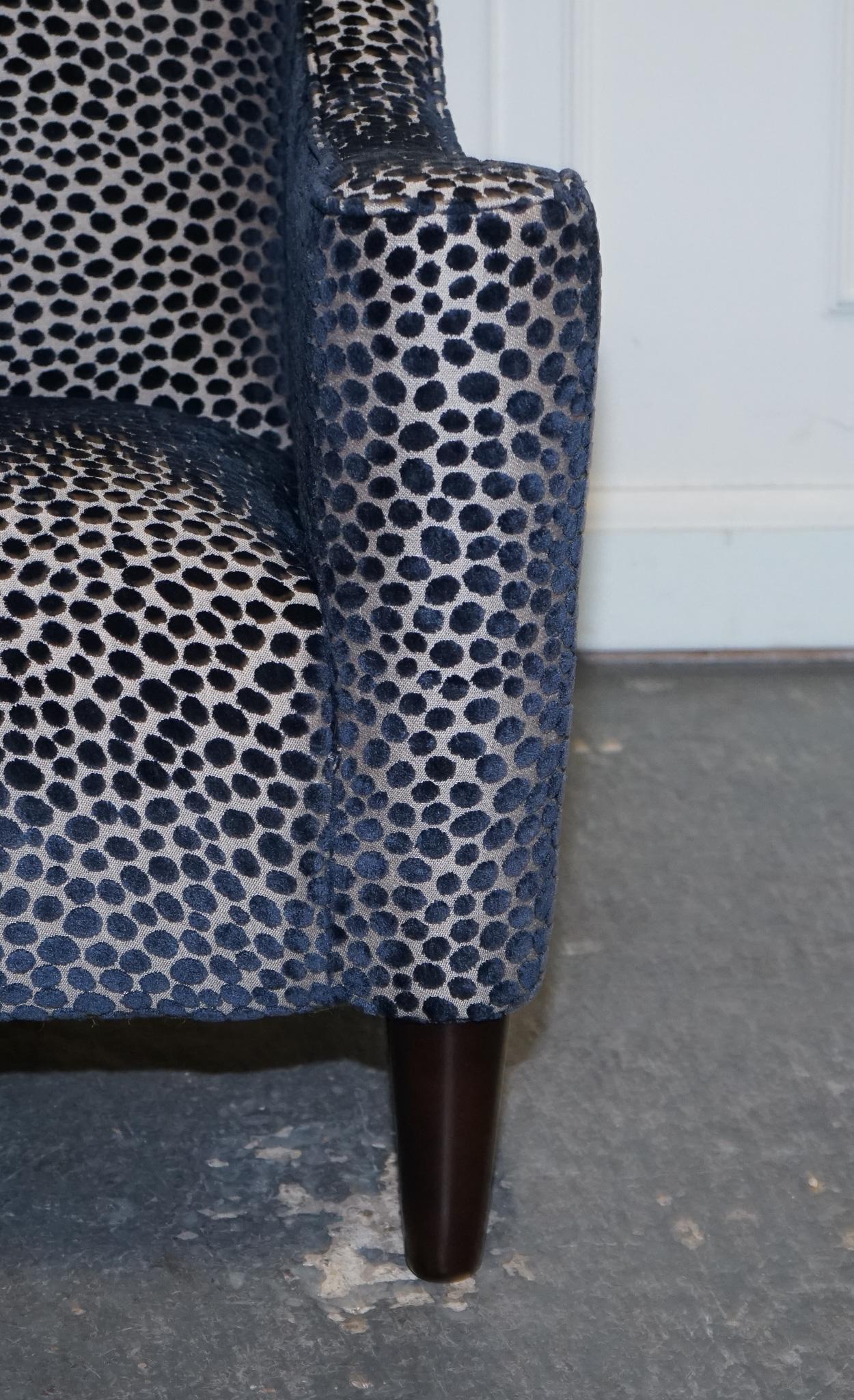 Belle paire d'armoiries à bâtons en imprimé léopard bleu marine en vente 2
