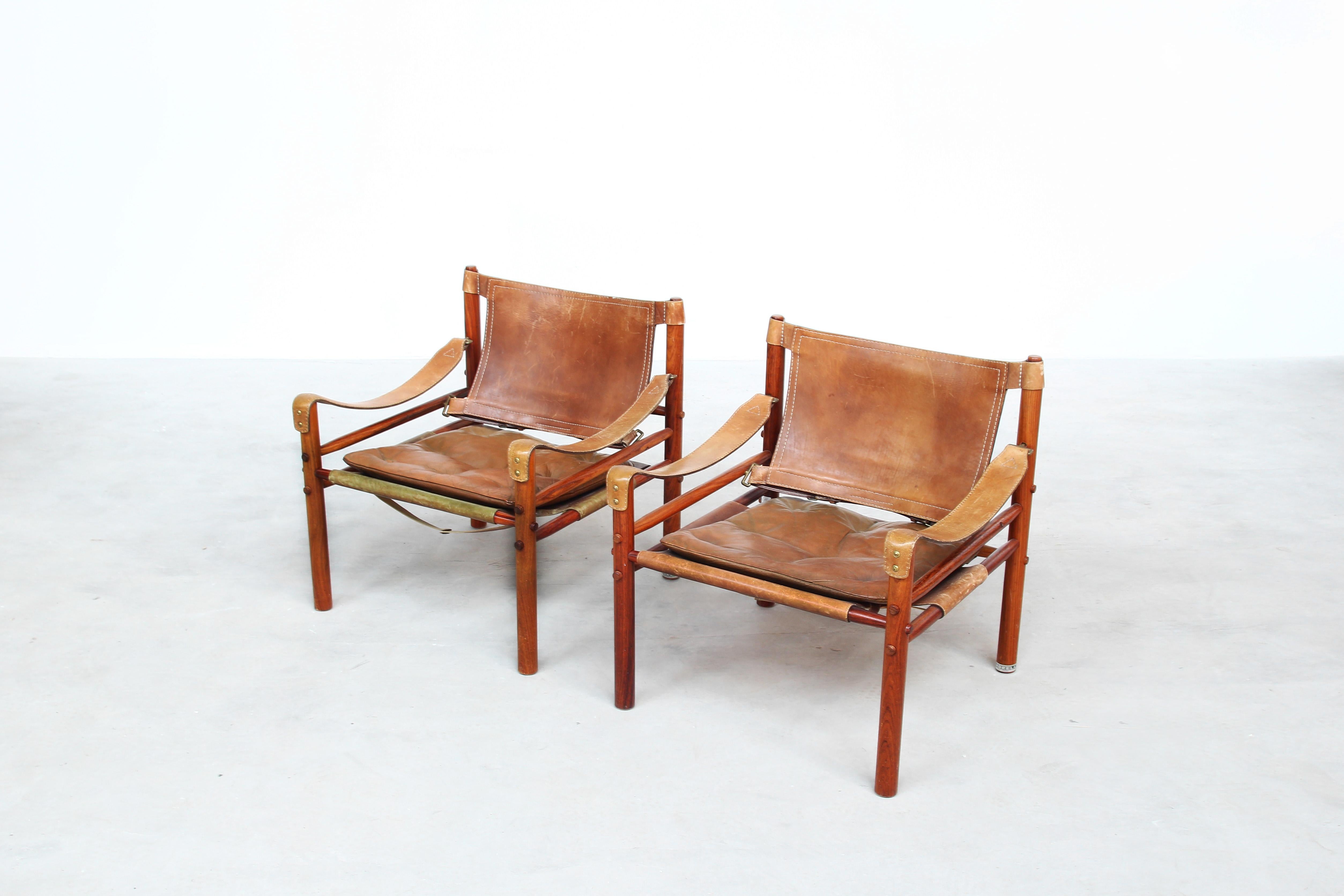 Beautiful pair of Safari Sirocco Chairs by Arne Norell for Norell AB, Sweden In Good Condition In Berlin, DE