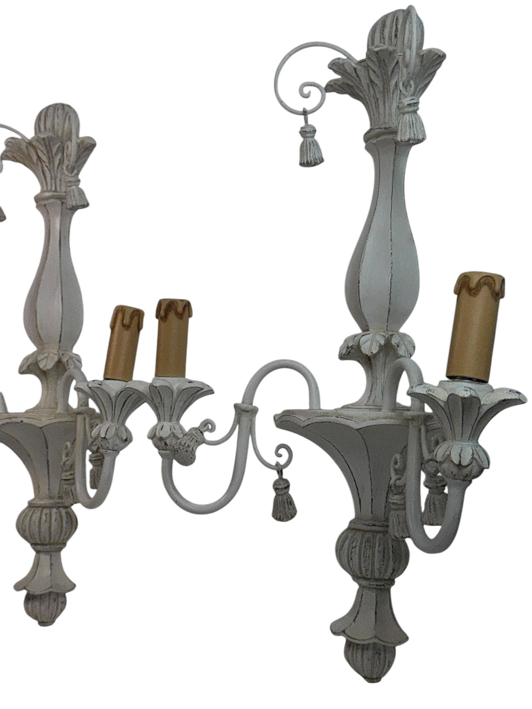 Hand-Painted Beautiful Pair of Shabby White Colored Wooden Farmhouse Sconces, Italy 1980's For Sale