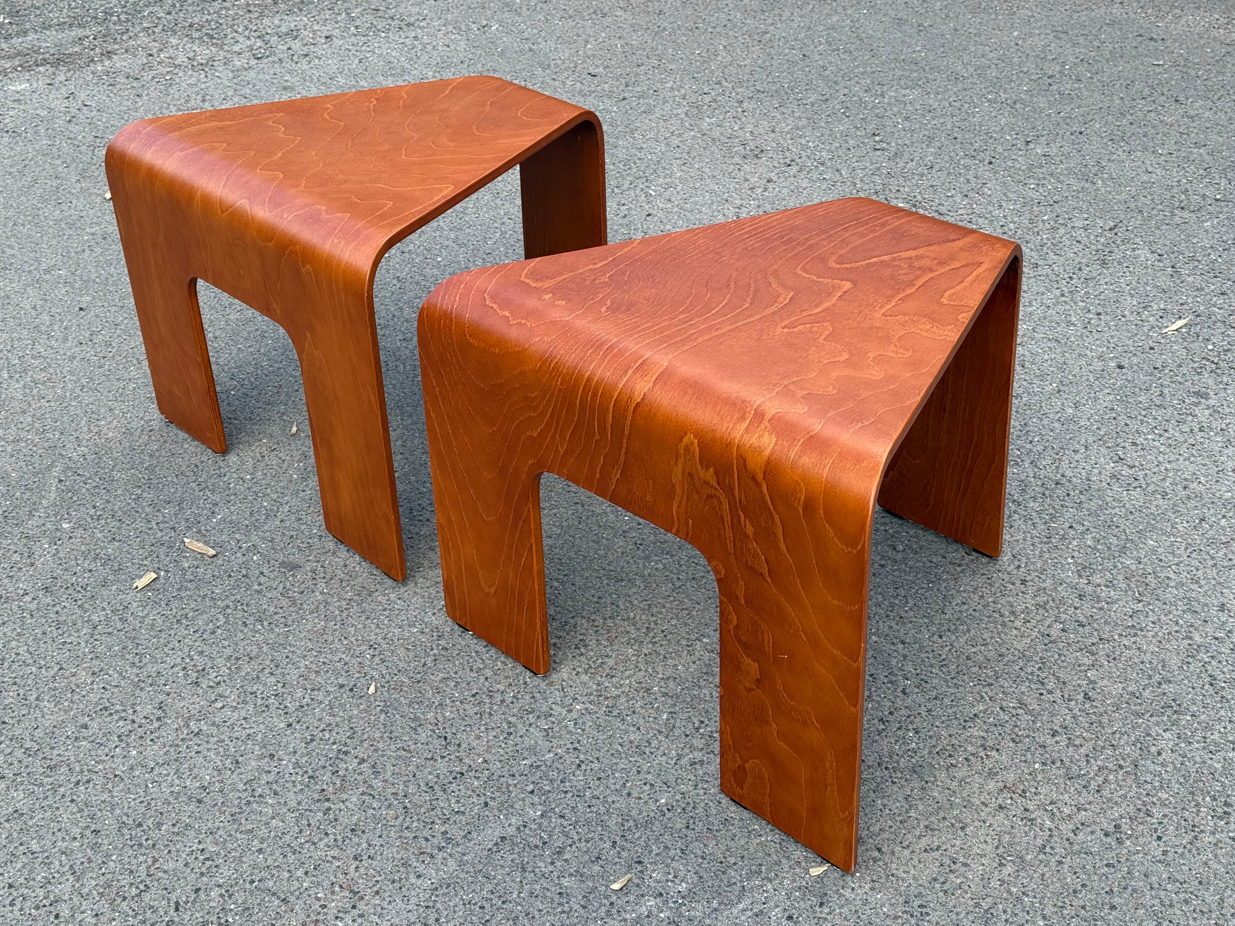 Fin du 20e siècle Magnifique paire de tables basses vintage Ekornes Stressless, Norvège 1970's