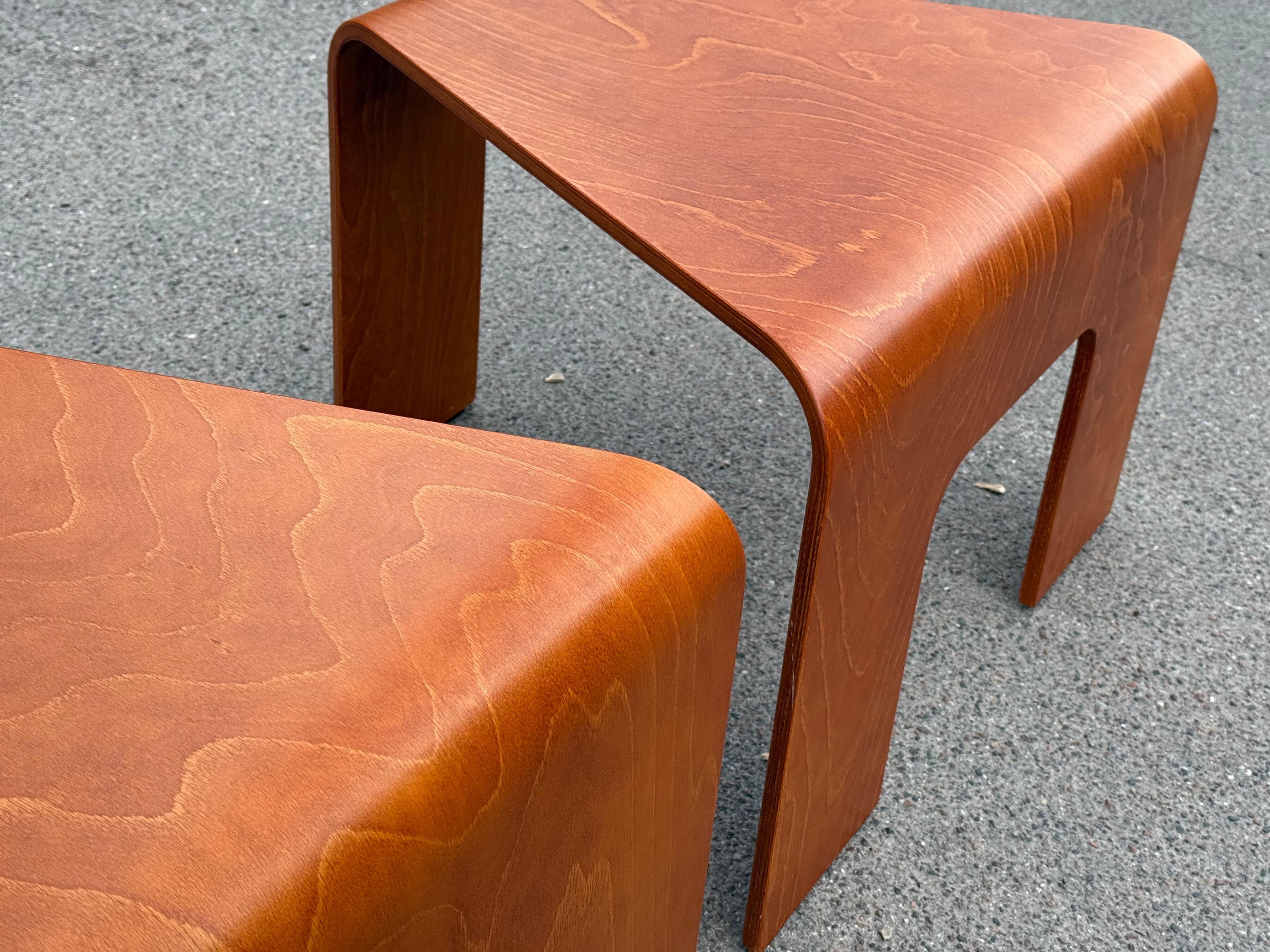 Magnifique paire de tables basses vintage Ekornes Stressless, Norvège 1970's 1