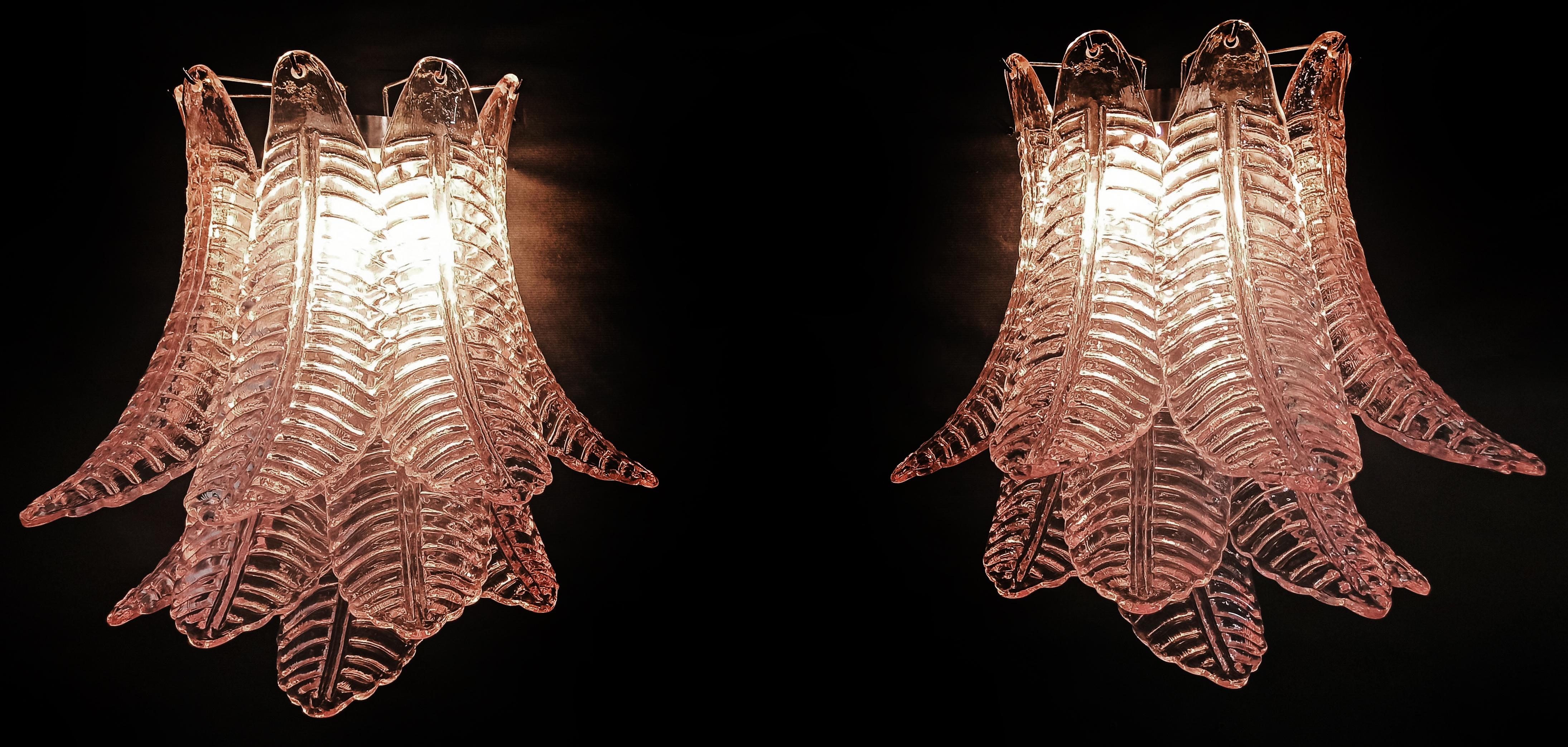 Beautiful Pair of vintage Murano Six-Tier Felci wall sconce - pink glasses For Sale 6
