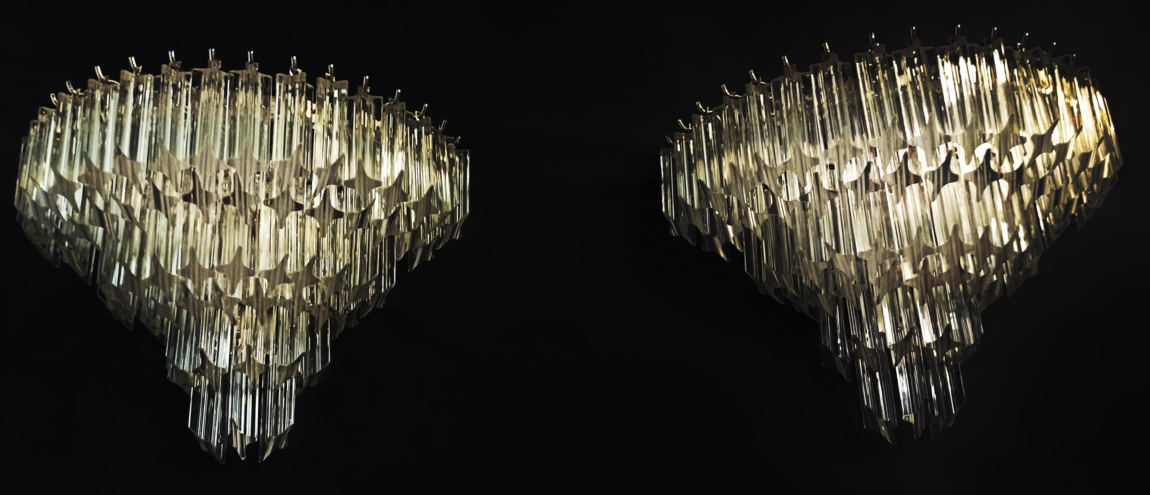 Beautiful Pair of vintage Murano wall sconce – 63 trasparent quadriedri For Sale 2
