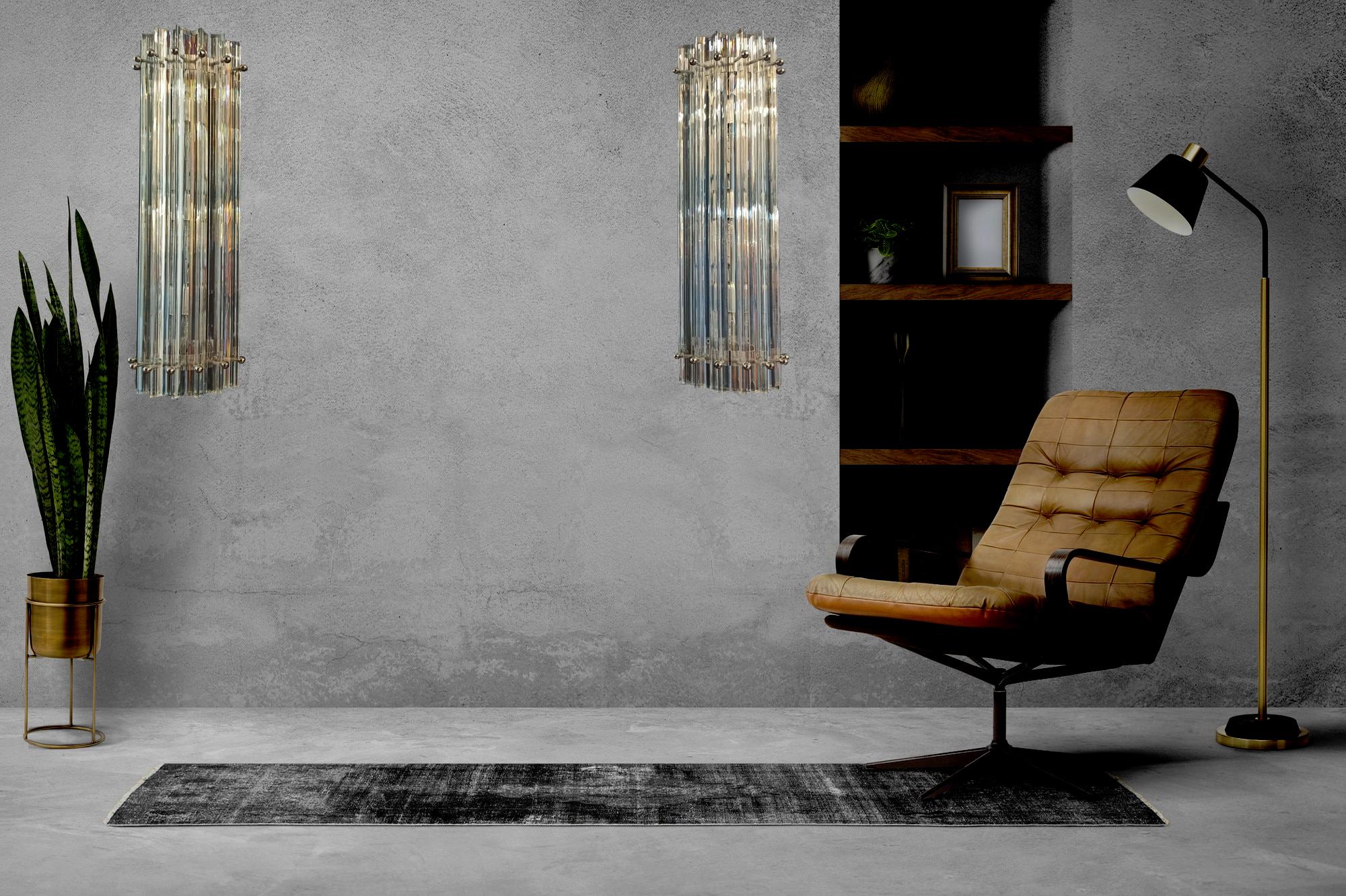 Beautiful Pair of Vintage Murano Wall Sconce – Iridescent Triedri Glass, Murano For Sale 3