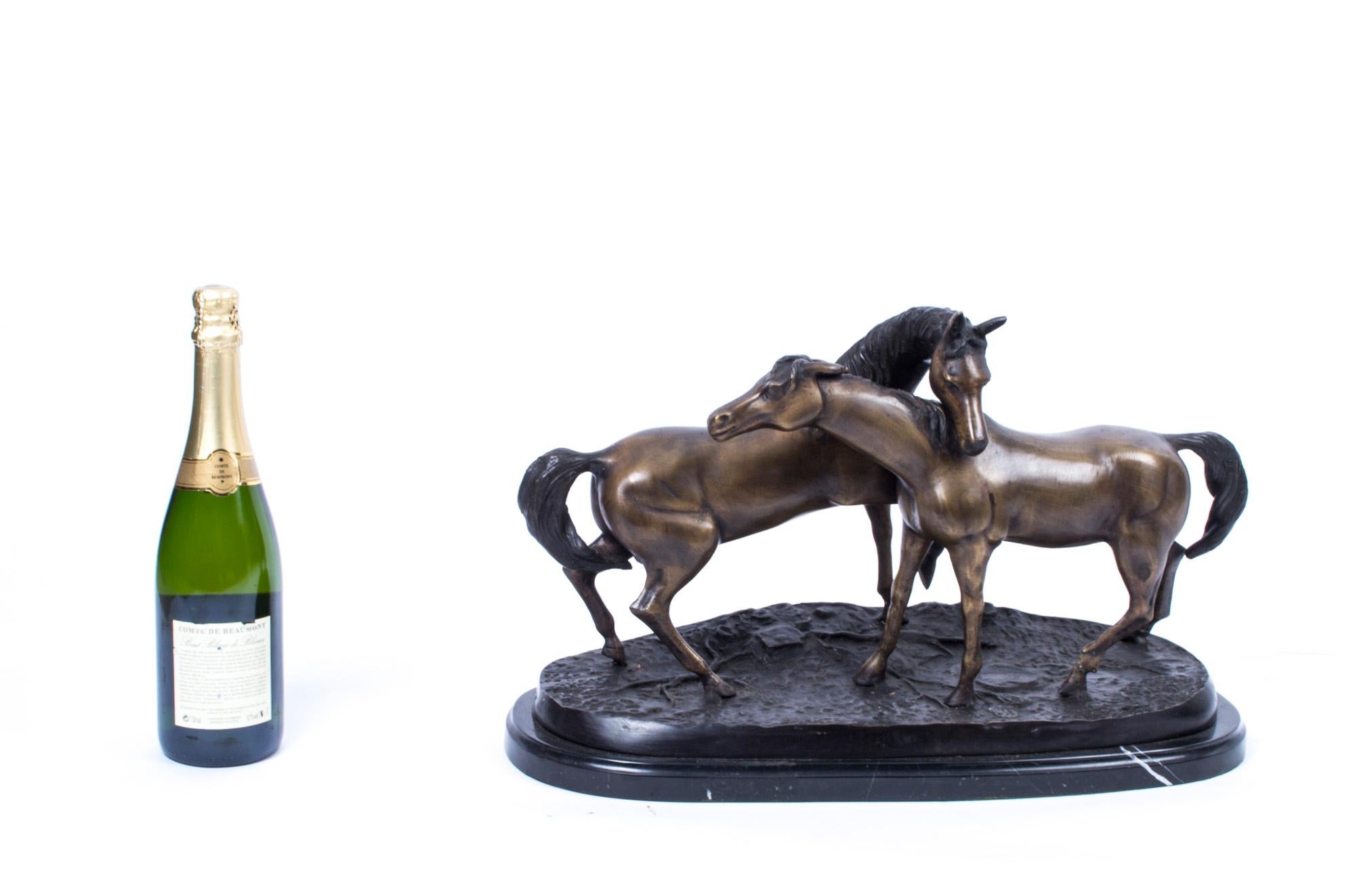 Pair of Thoroughbred Horses Bronze Sculpture 5