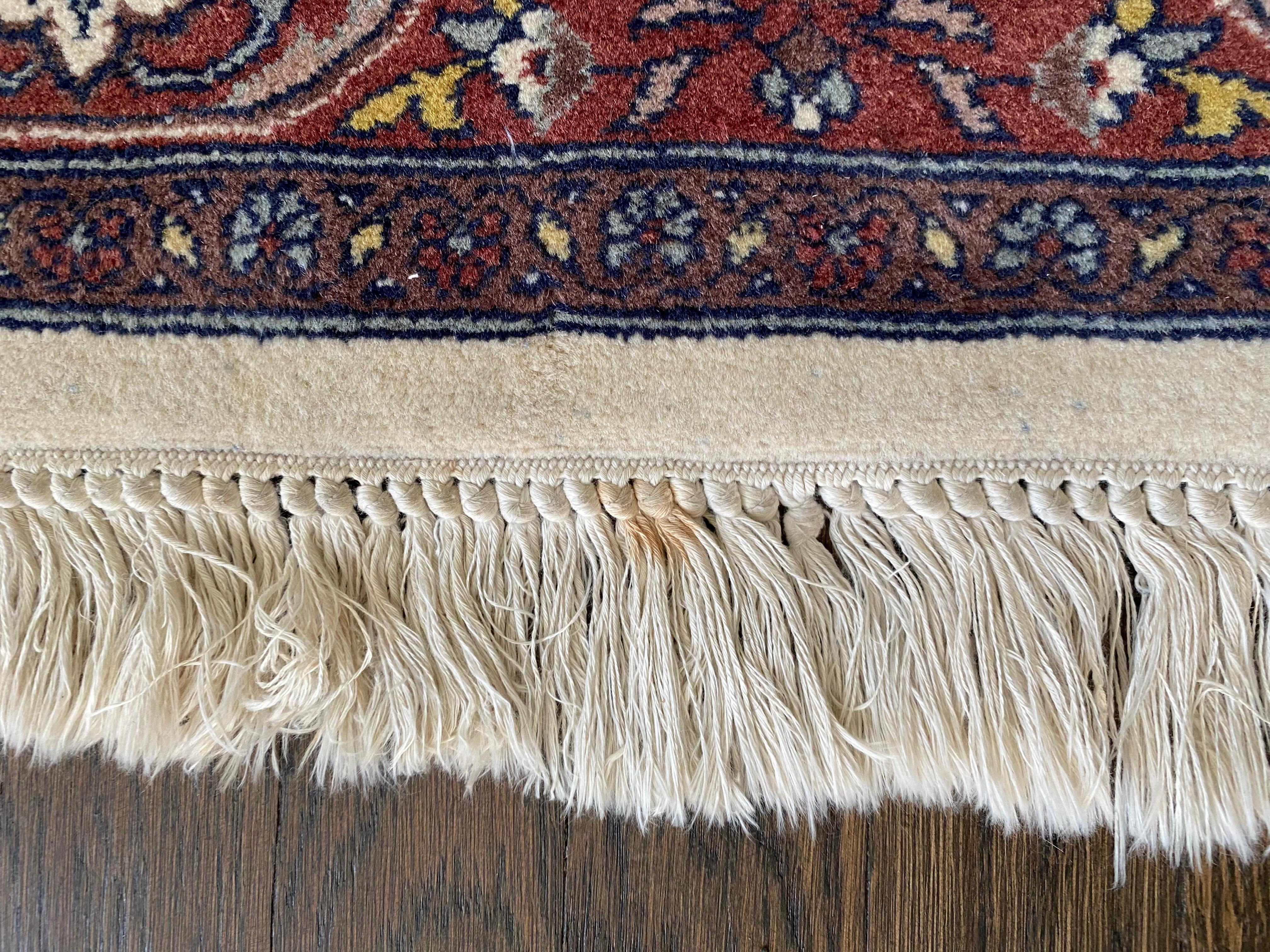 Beautiful Pakistani Rug in Plum and Cream For Sale 9