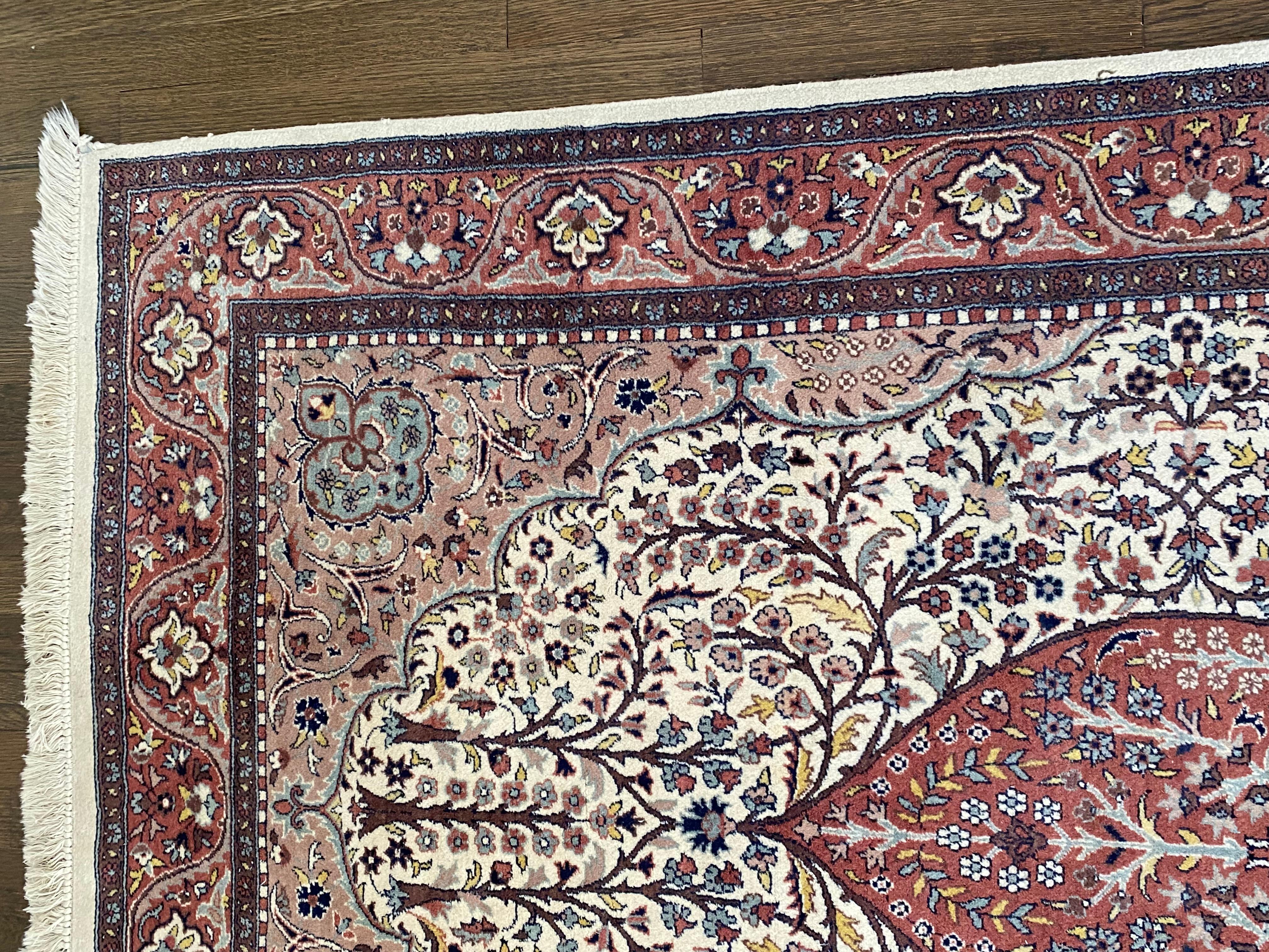Beautiful Pakistani Rug in Plum and Cream For Sale 3