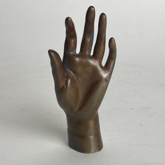 Bellissimo fermacarte in bronzo di F. Barbedienne, "La mano della granduchessa".