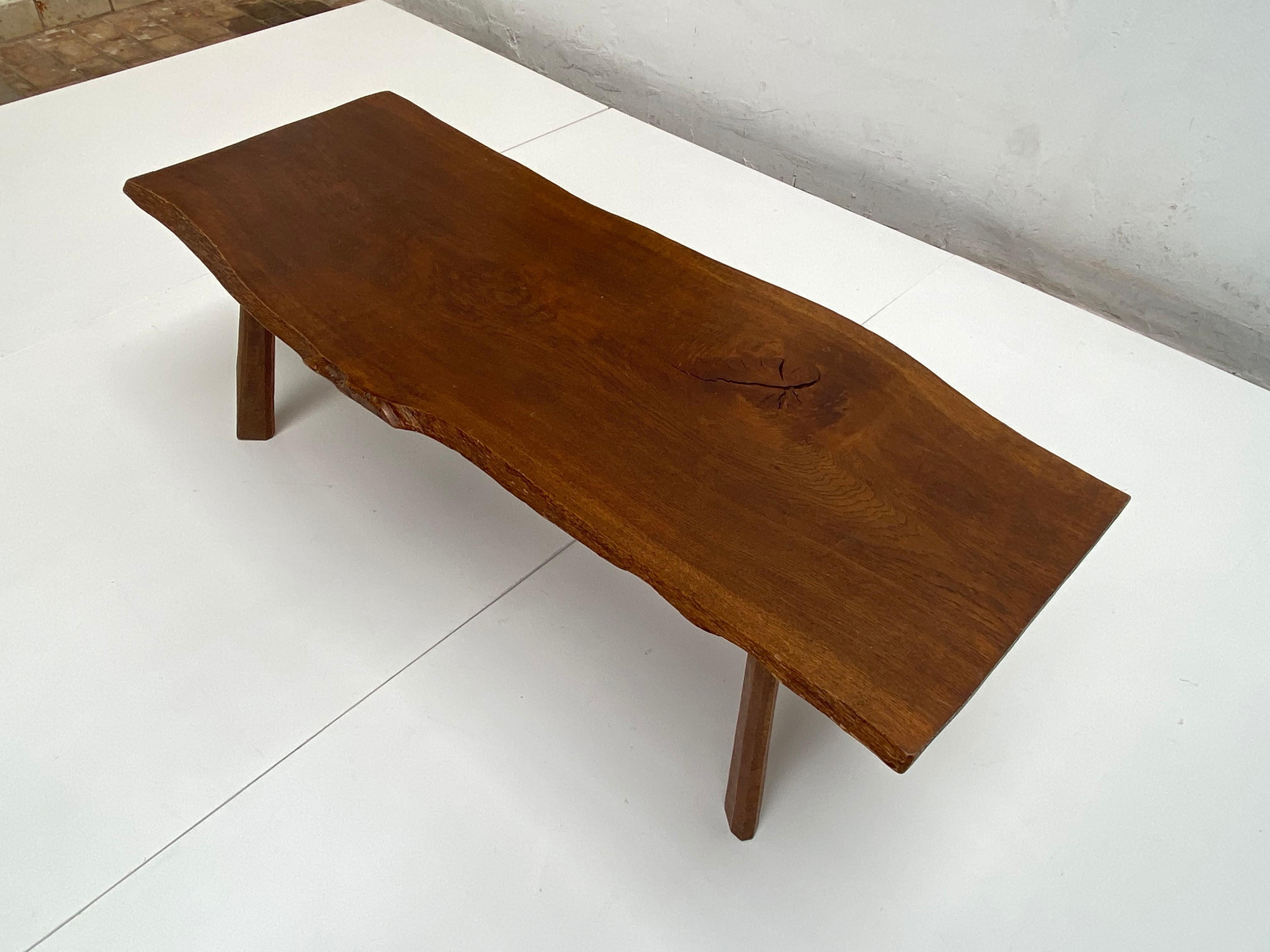 Beautiful Patinated Rustic Oak Tree Trunk Coffee Table, The Netherlands, 1960s For Sale 3