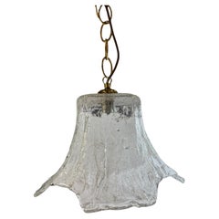 Bellissima lampada a sospensione nello stile di Carlo Nason per Mazzega, Italia