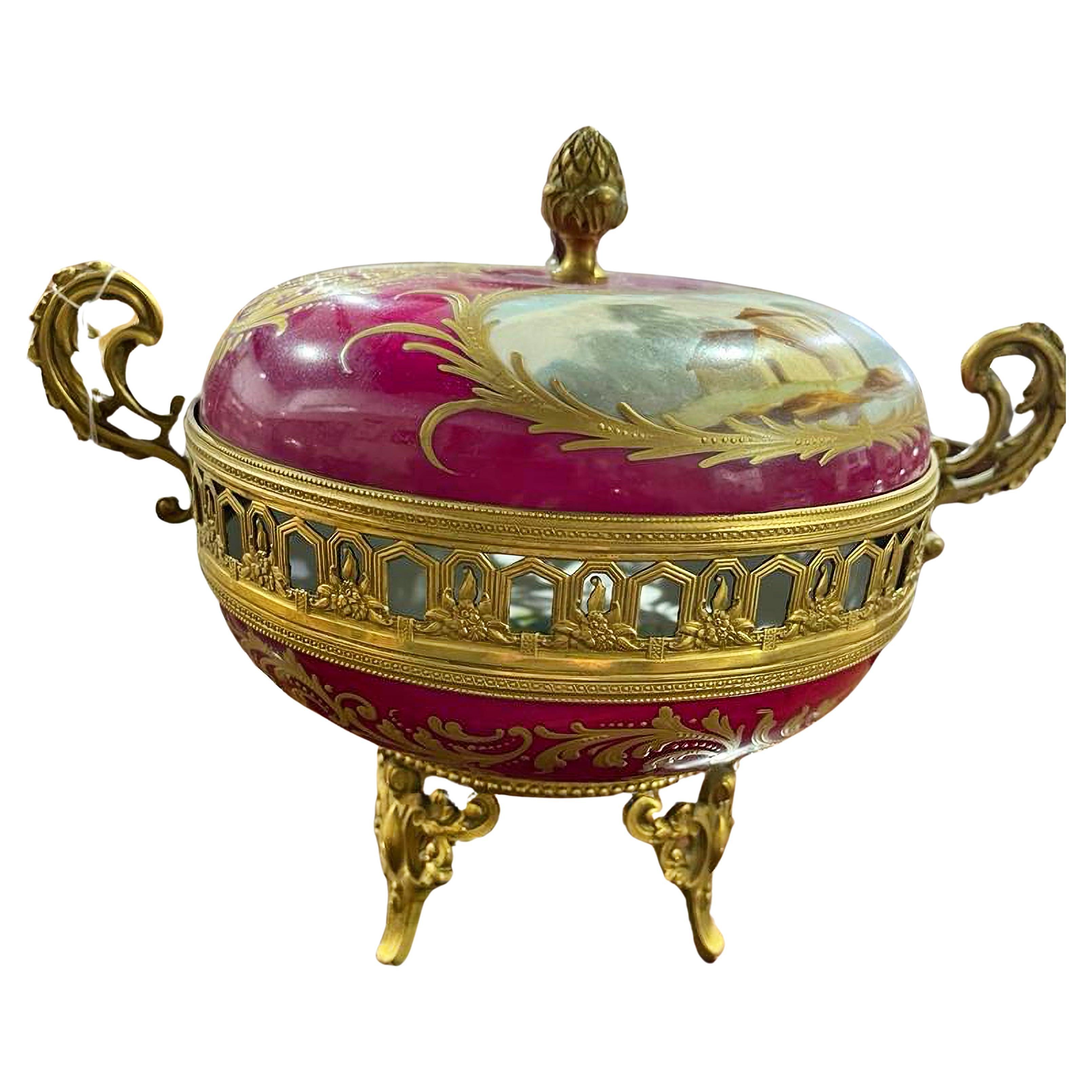 BEAUTIFUL PERFUMER Sevres  end 18th Century For Sale