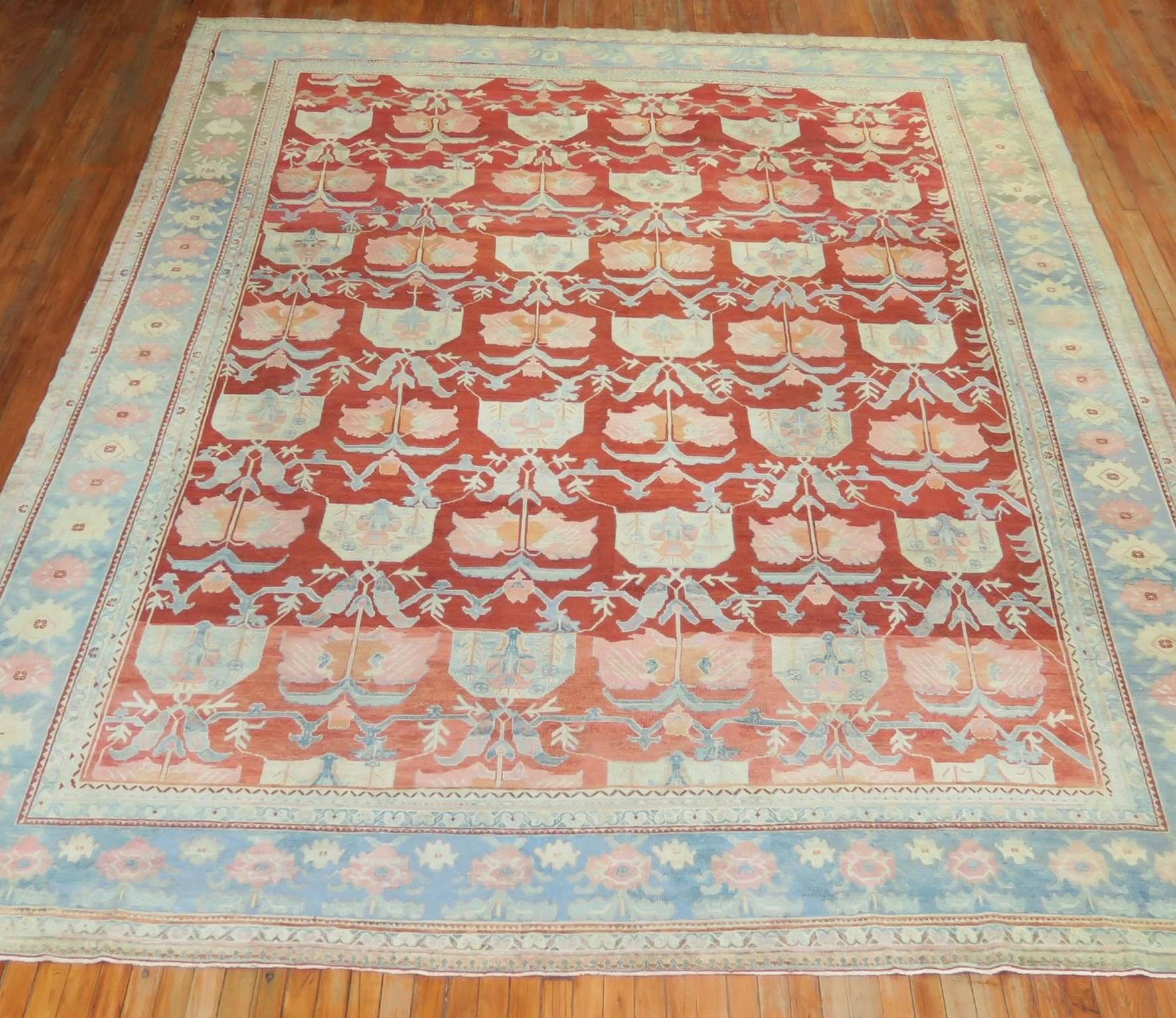 Beautiful Persian Floral Pattern Fine Carpet For Sale 1