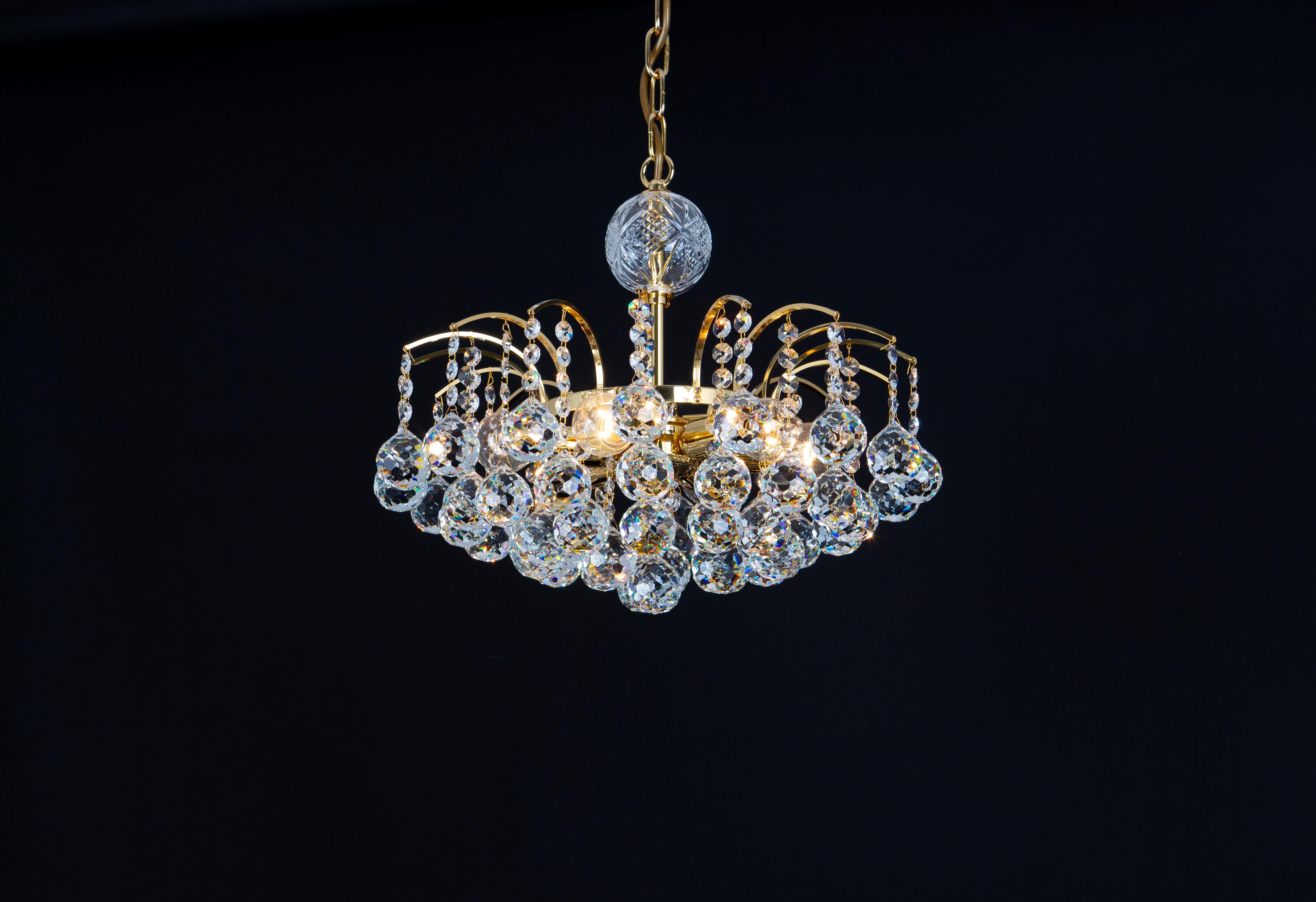 Beautiful Petite Christoph Palme Chandelier Midcentury Crystal Balls, 1970s For Sale 4
